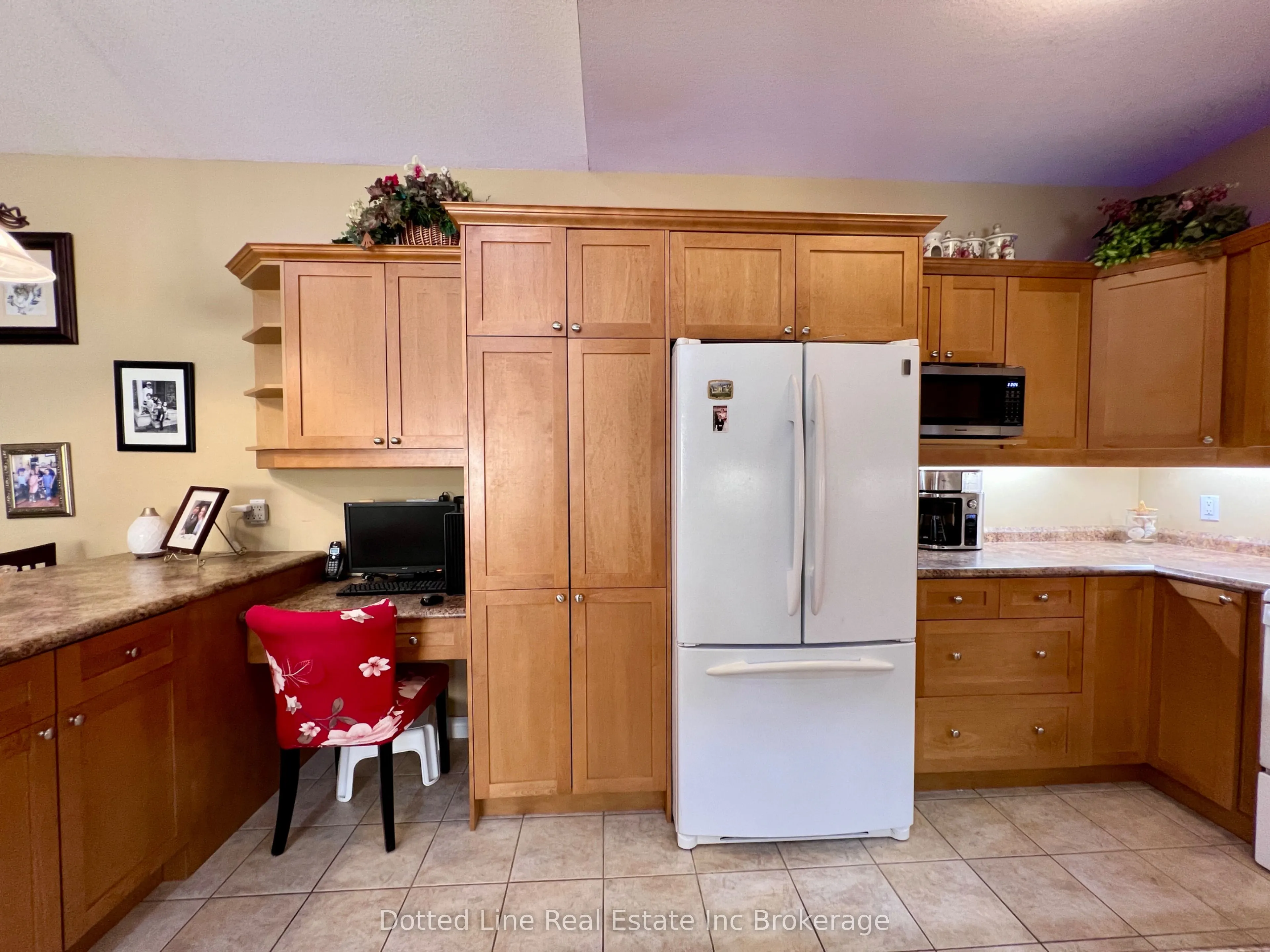 500 Lakeview Drive, #11