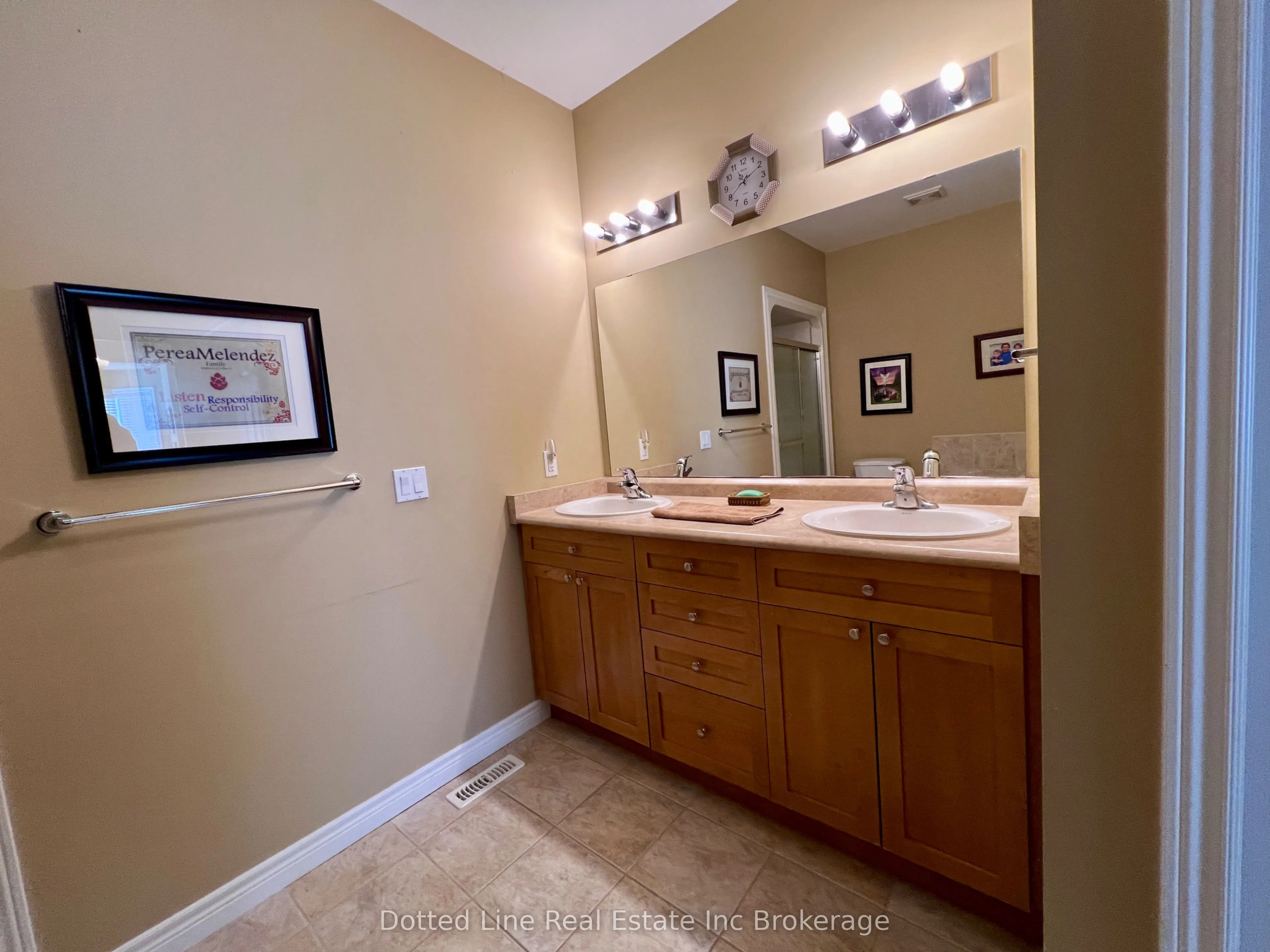 500 Lakeview Drive, #11