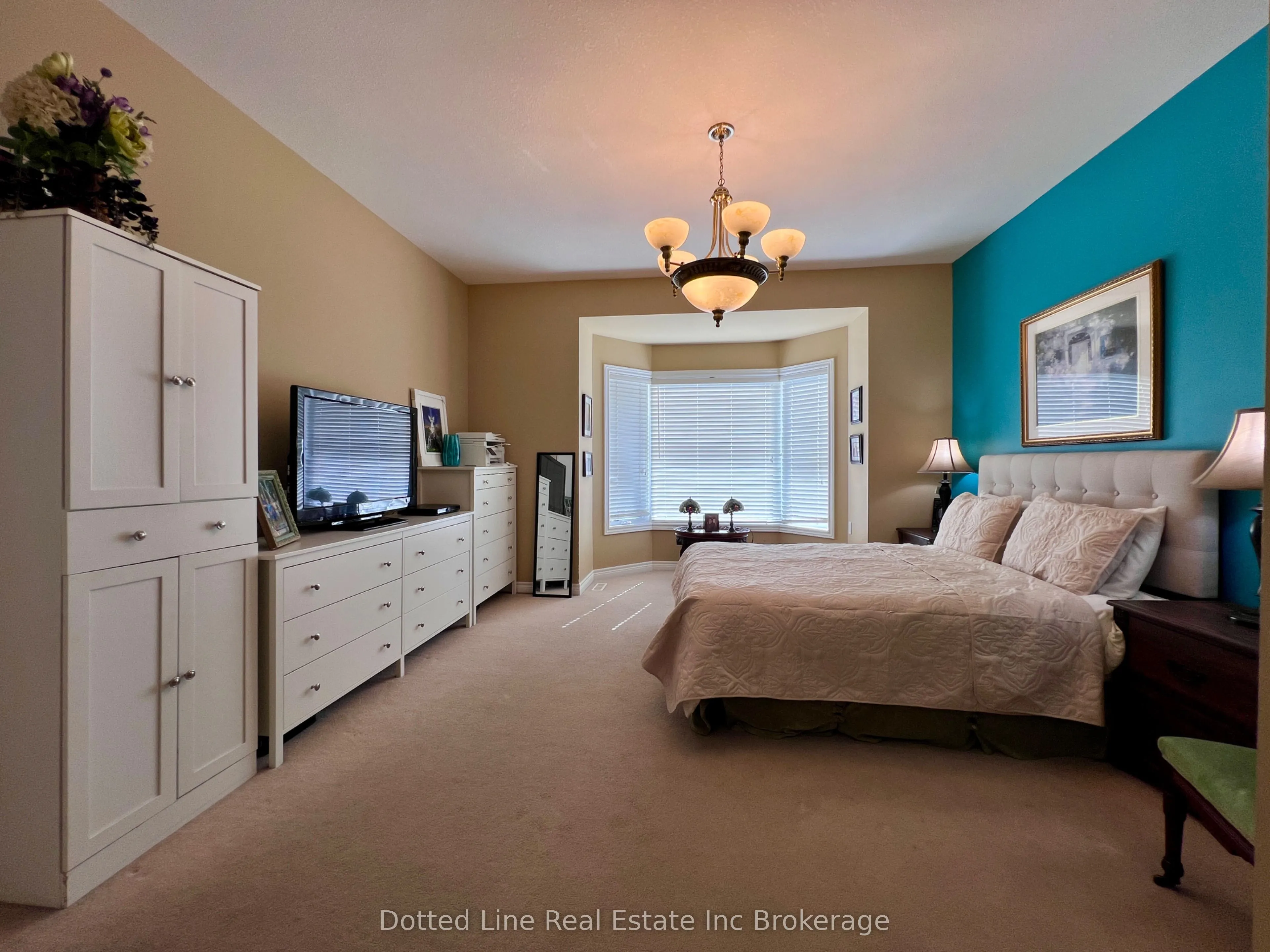500 Lakeview Drive, #11