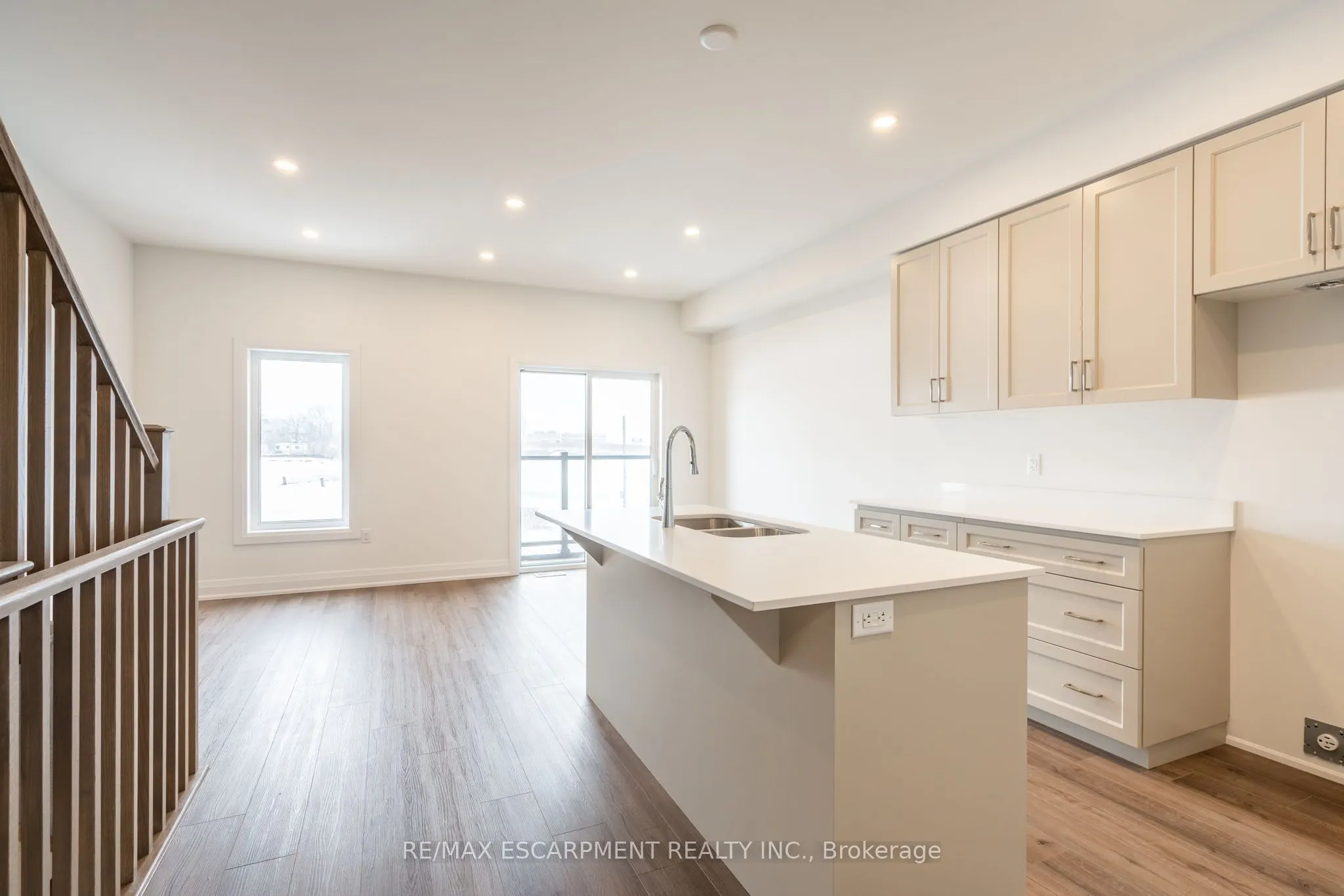20 CLEAR VALLEY Lane