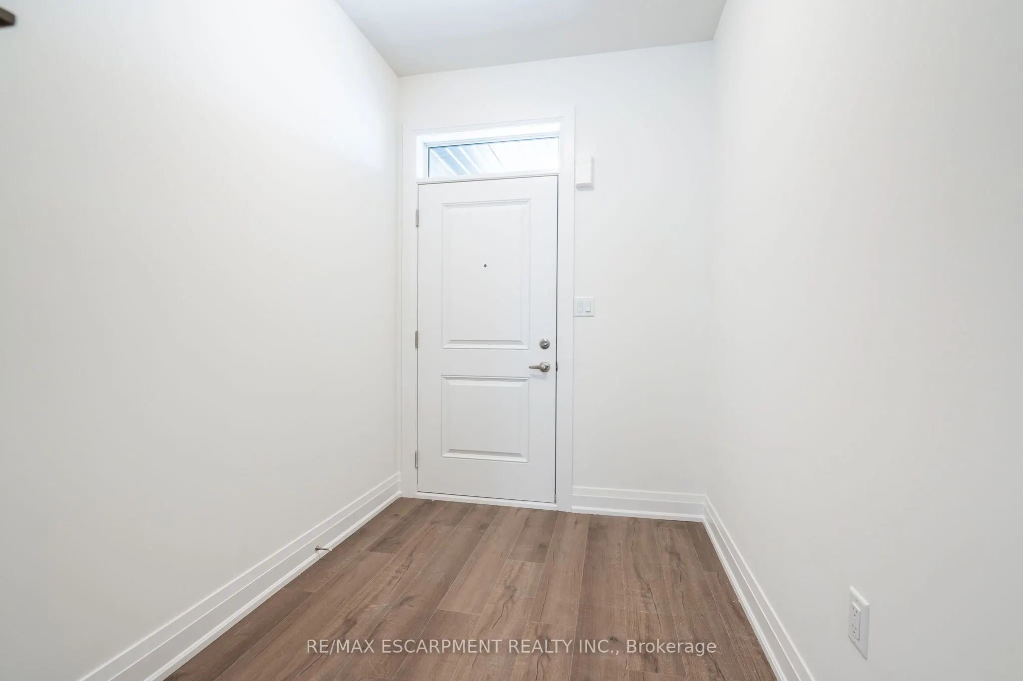 20 CLEAR VALLEY Lane