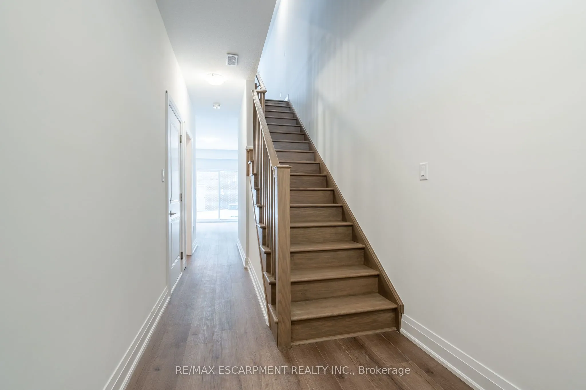 20 CLEAR VALLEY Lane