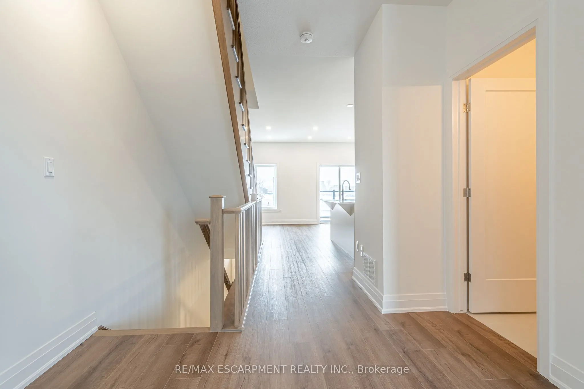 20 CLEAR VALLEY Lane