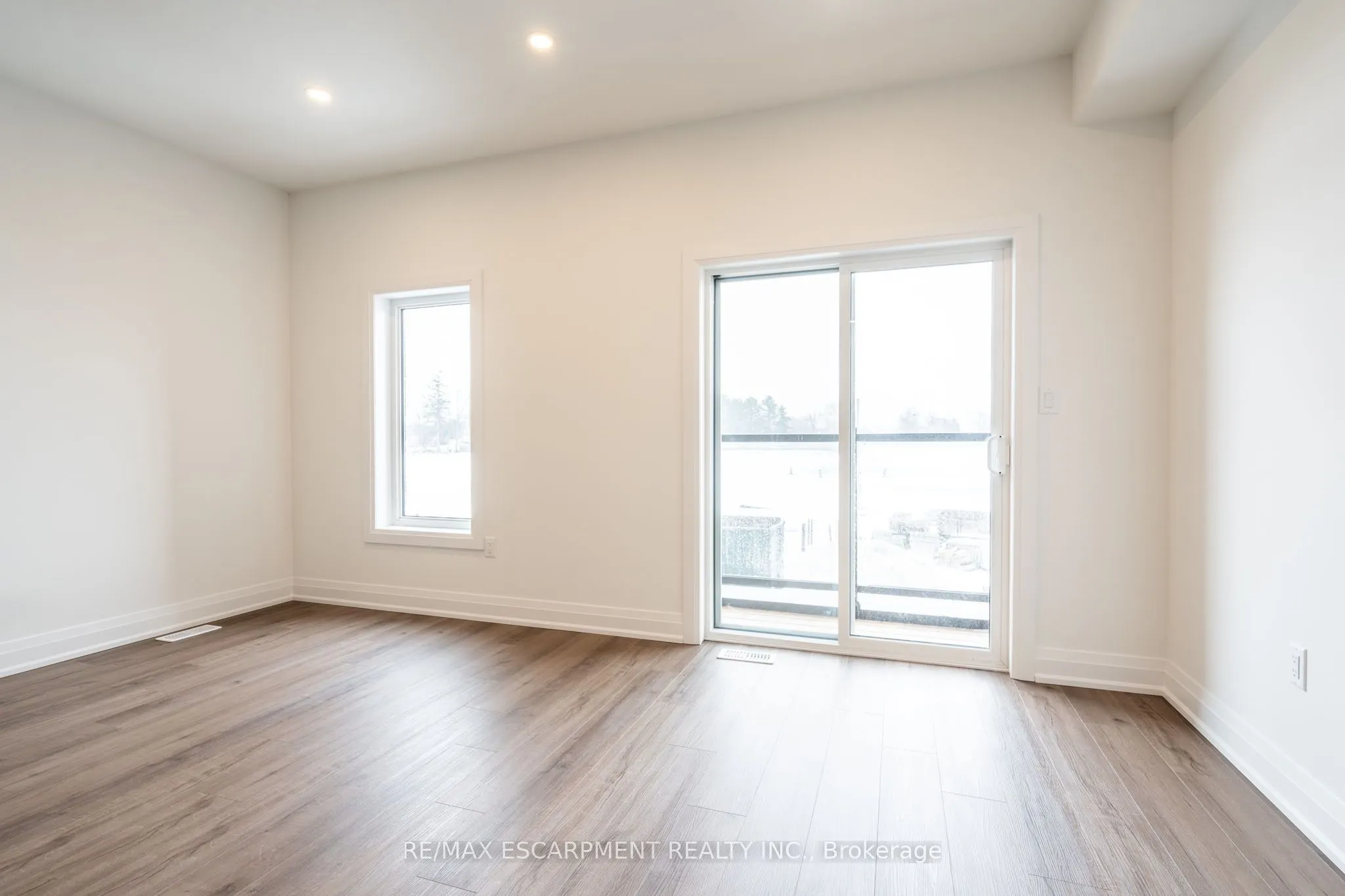 20 CLEAR VALLEY Lane