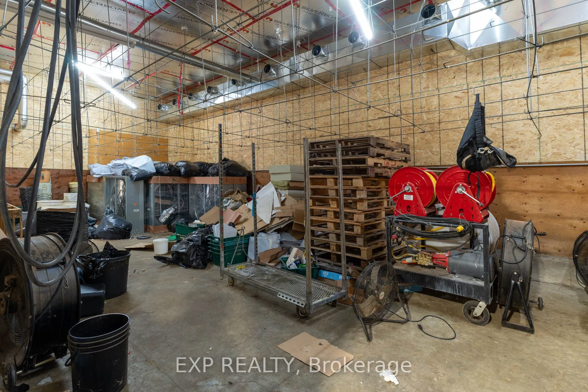 926 Fairground Road