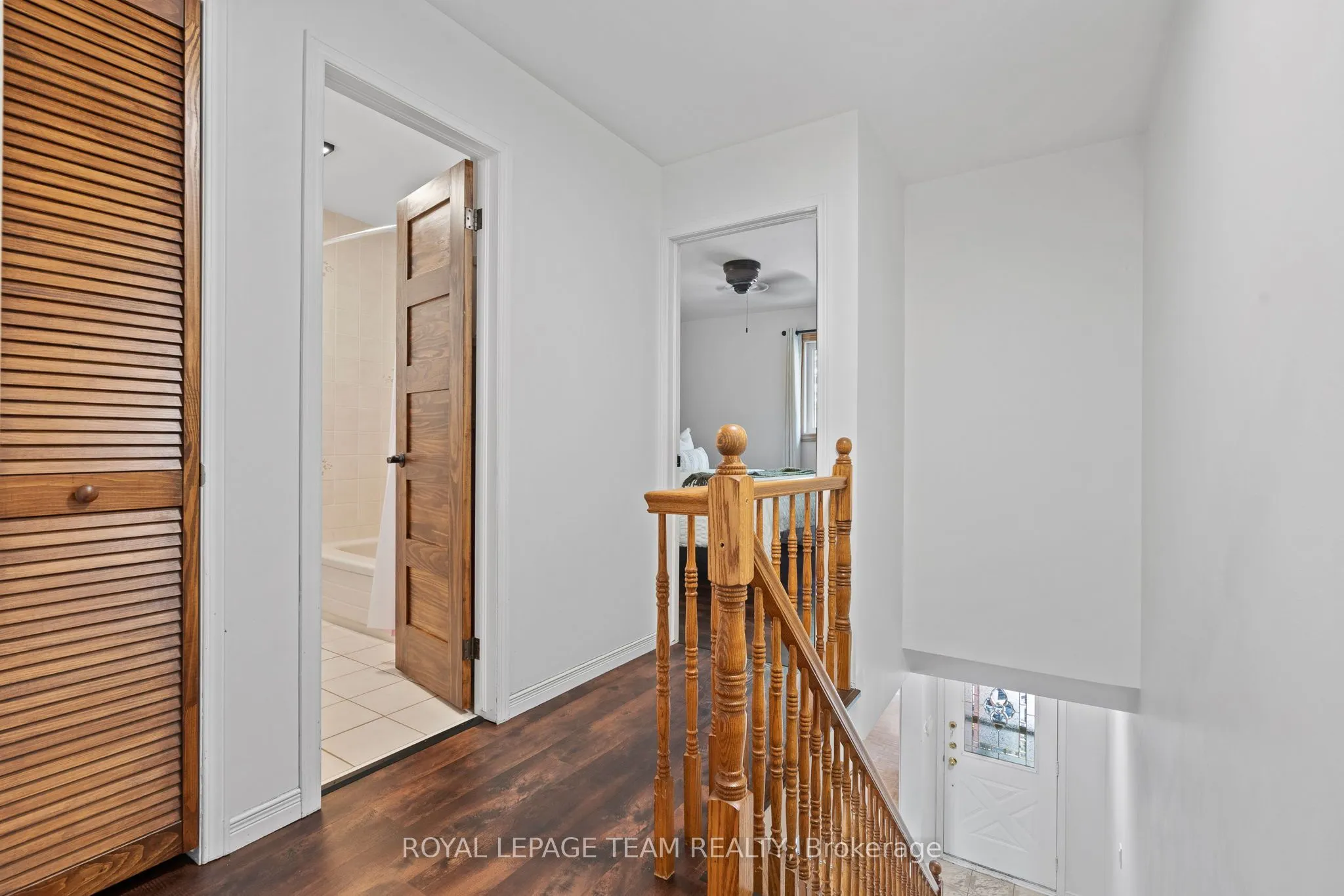 230 Currell Avenue