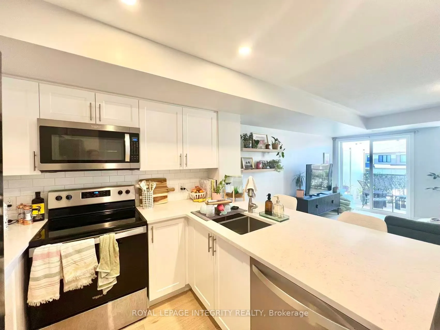 717 Rouncey Road, #717