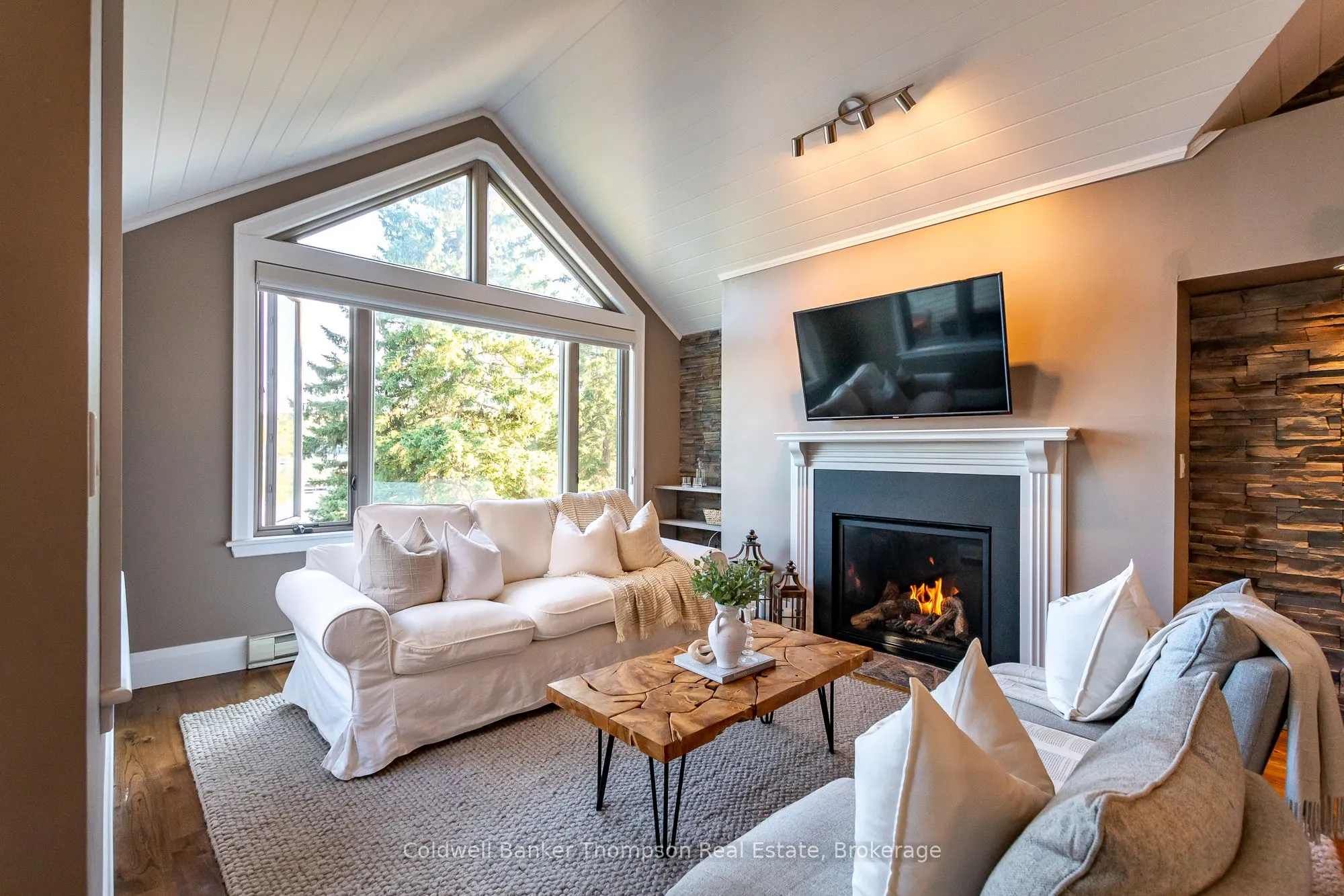 4321 Grandview Bayside Drive, #3