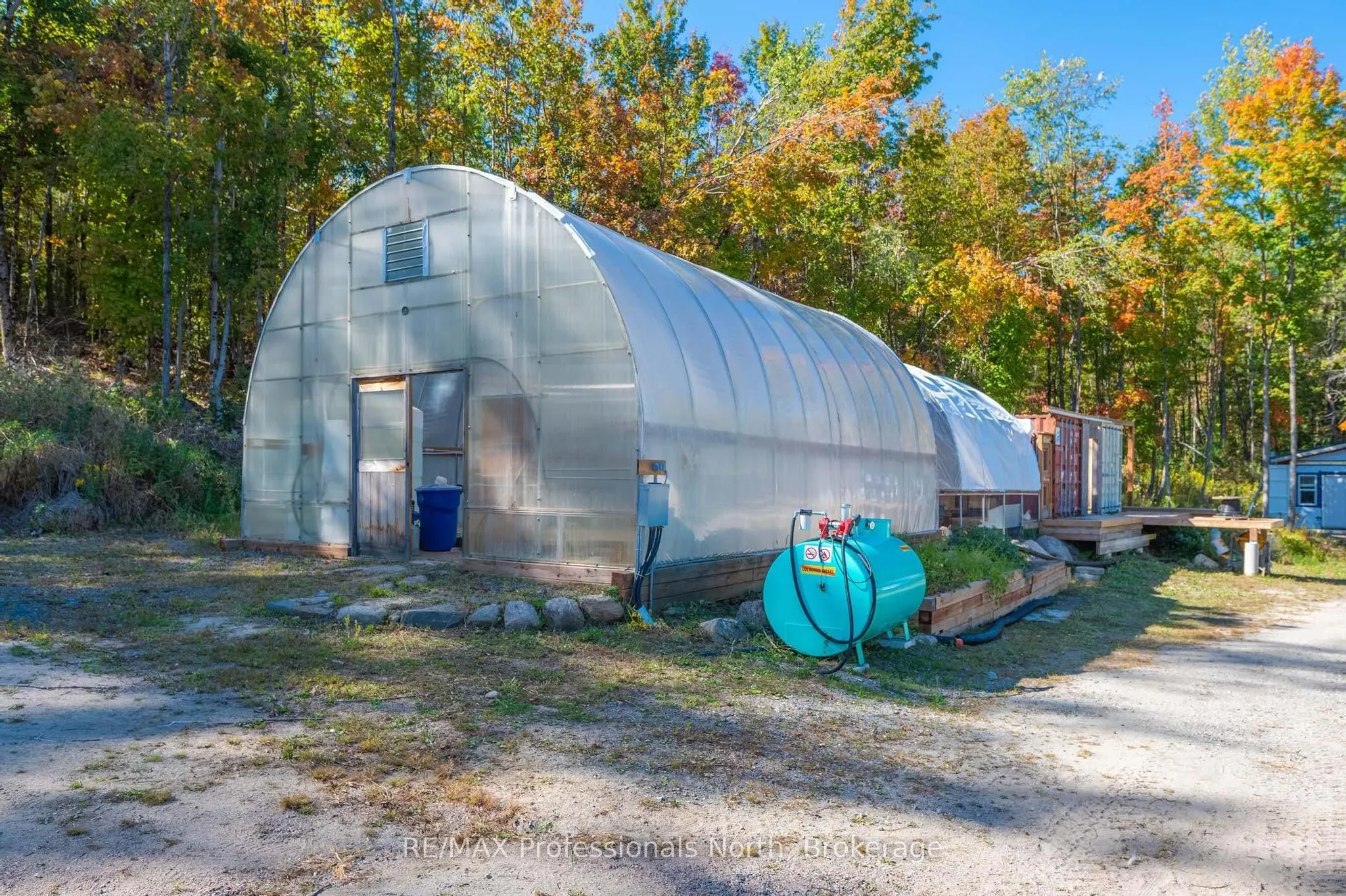 1211 Gelert Road