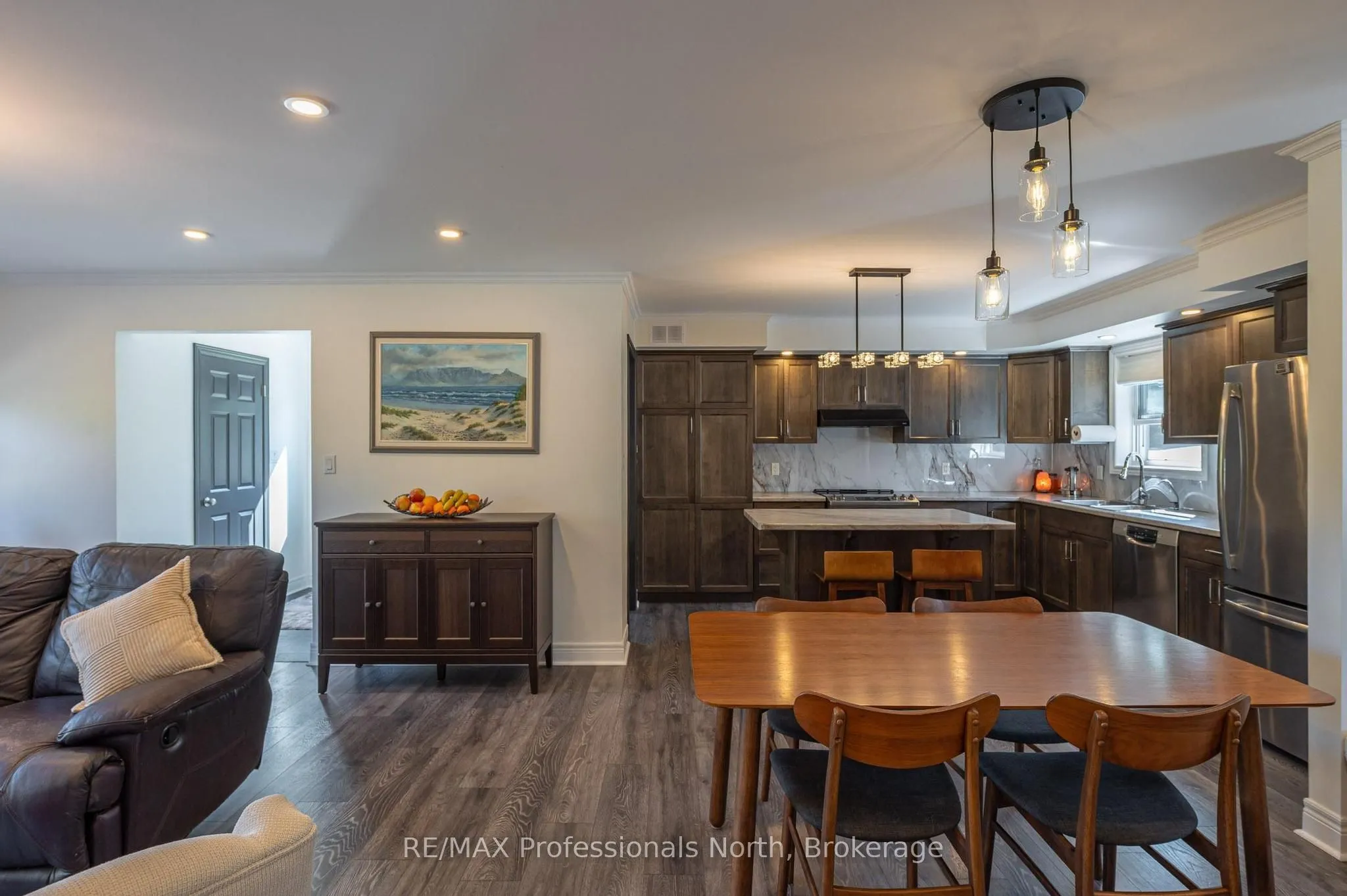 1211 Gelert Road