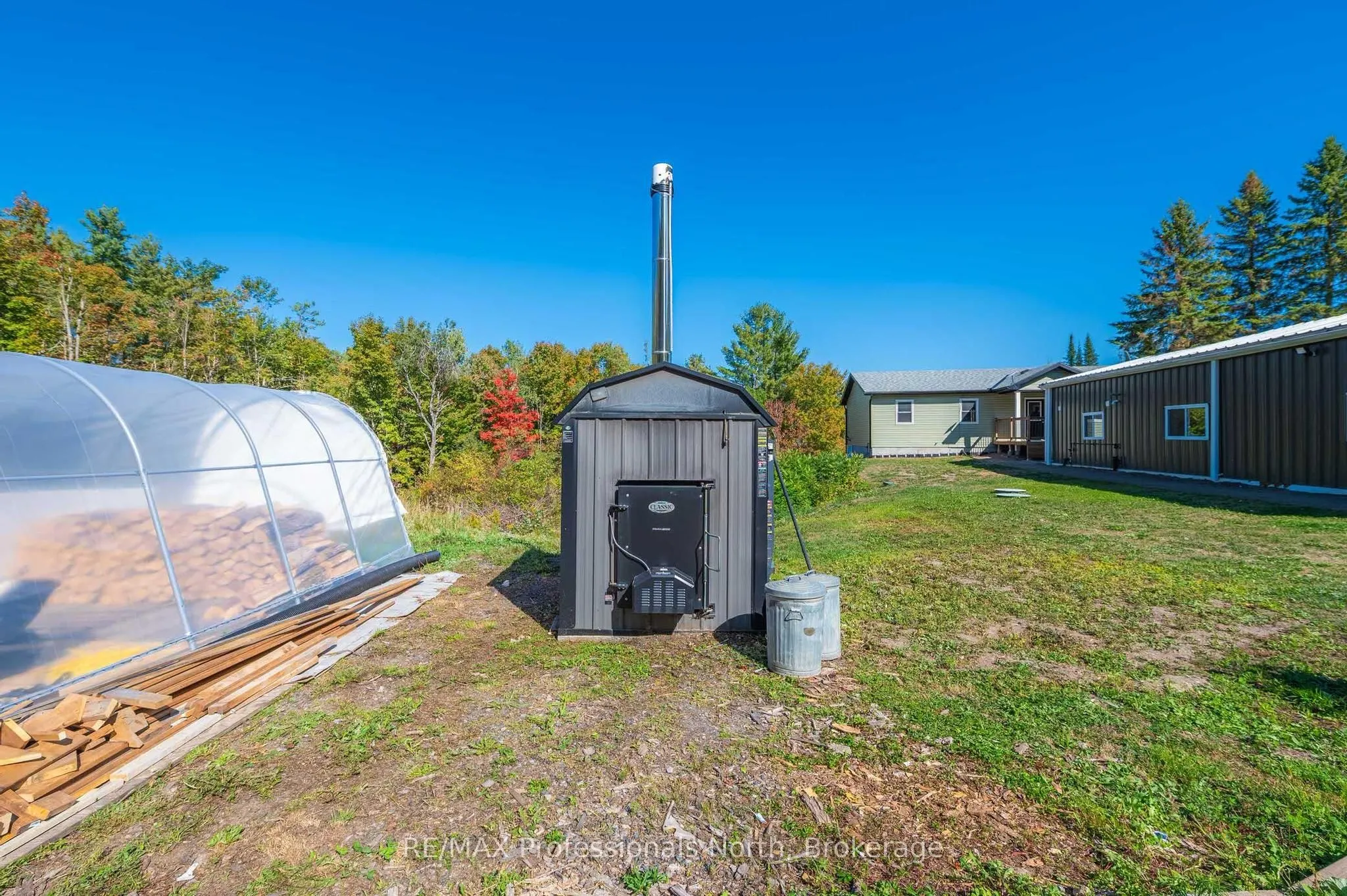 1211 Gelert Road