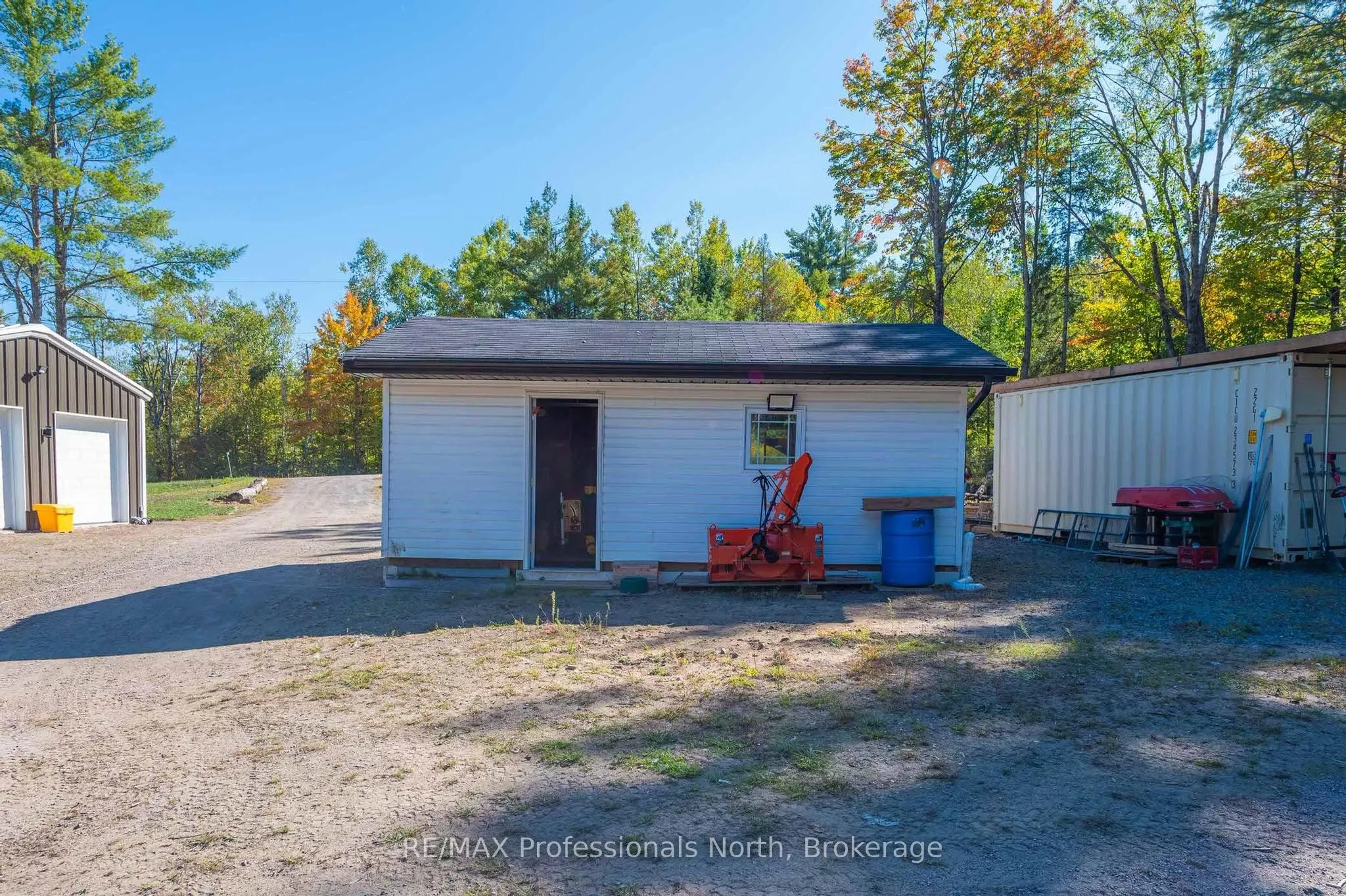 1211 Gelert Road