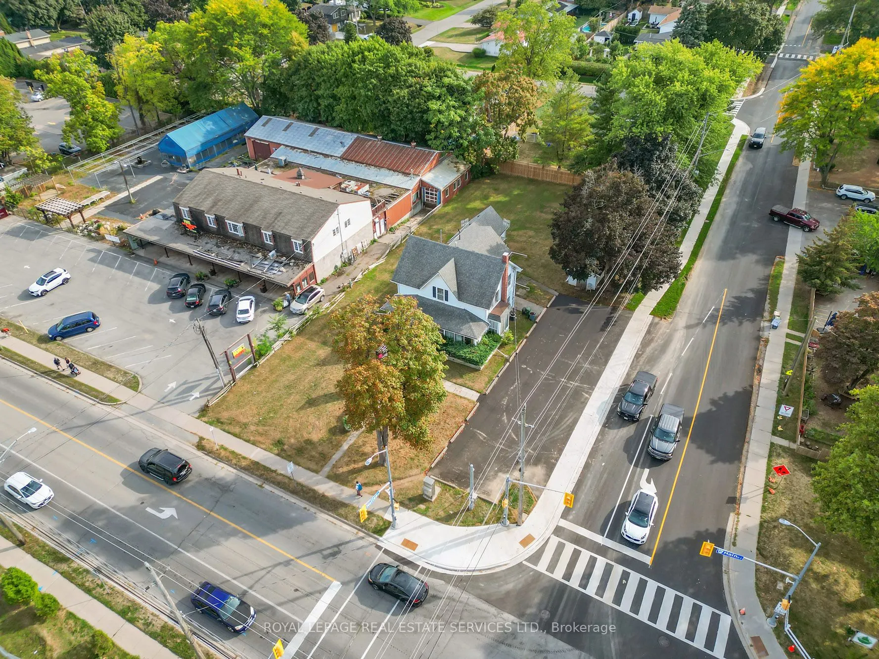 132 Main Street E