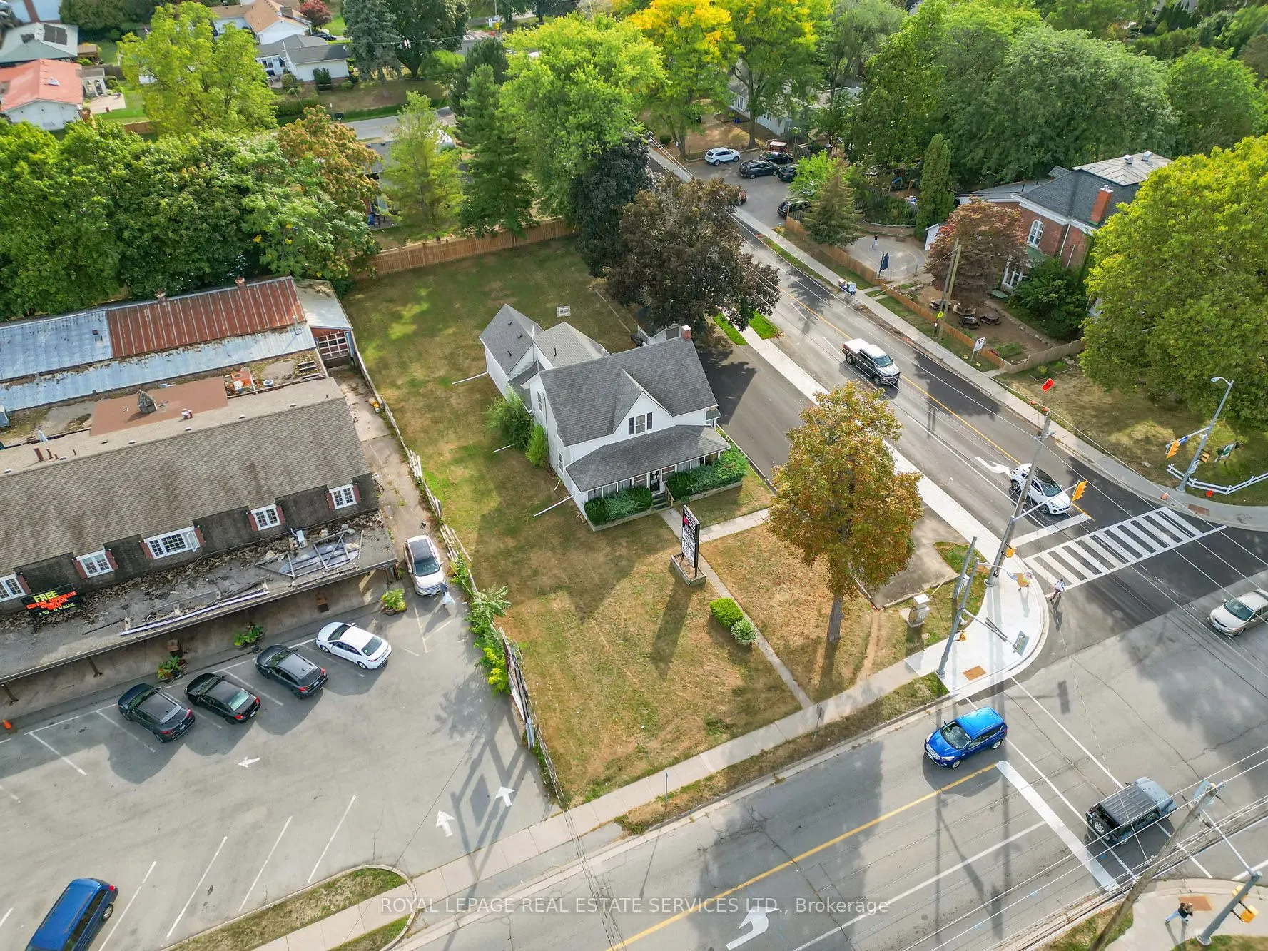 132 Main Street E