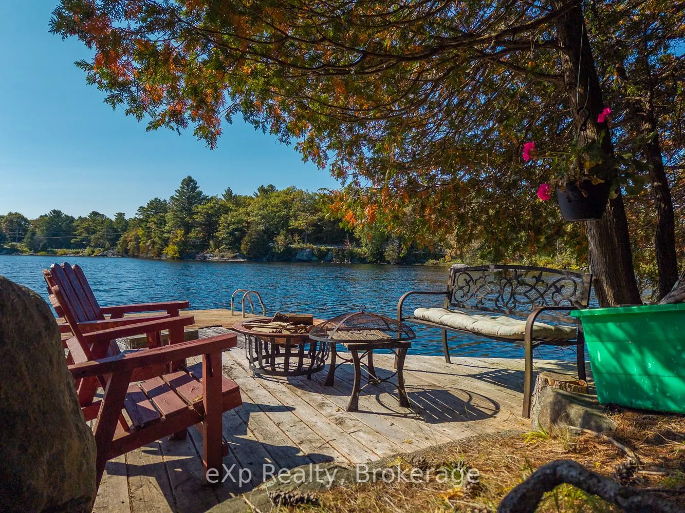 32 McKellar Lake Road