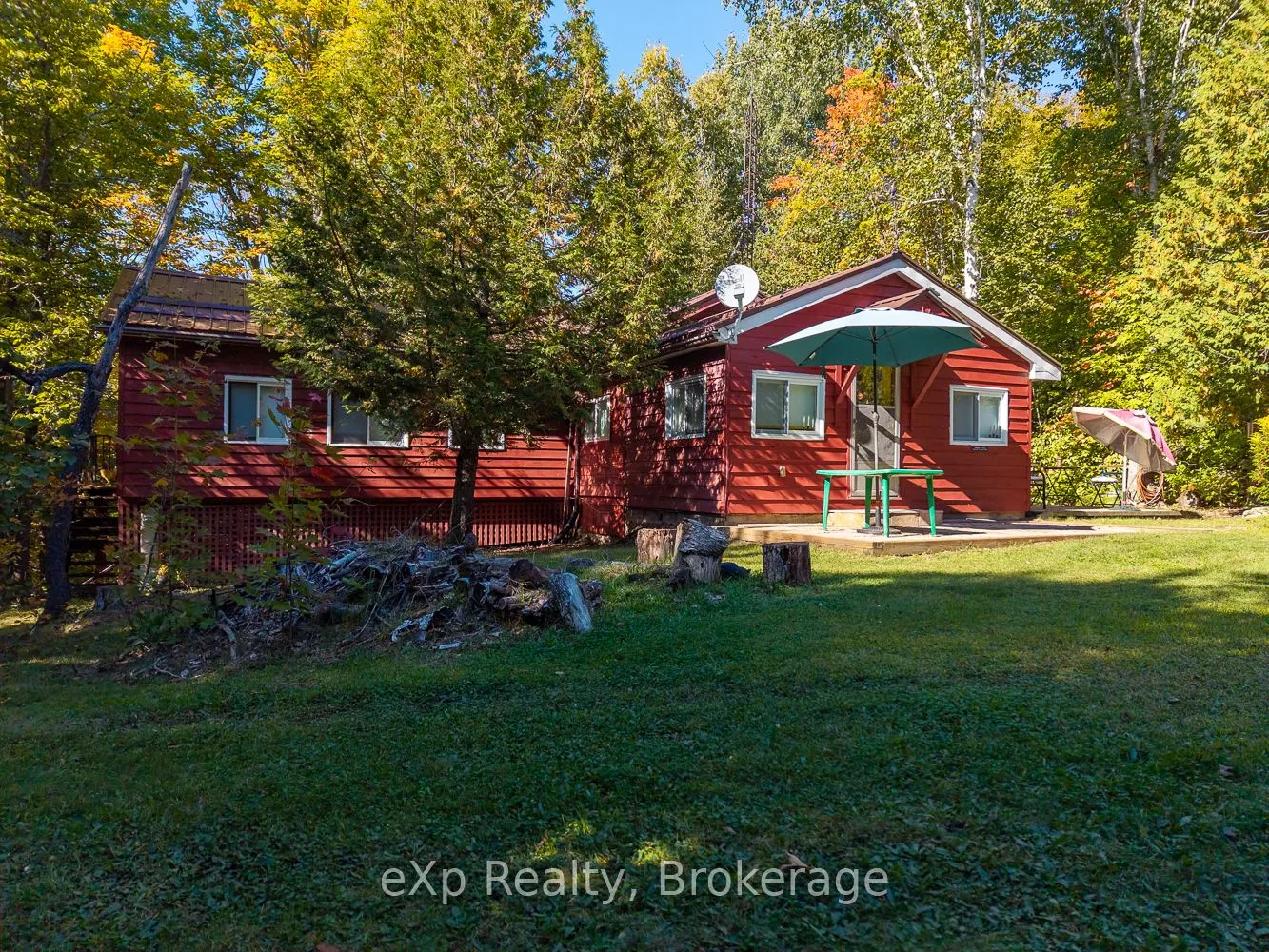 32 McKellar Lake Road