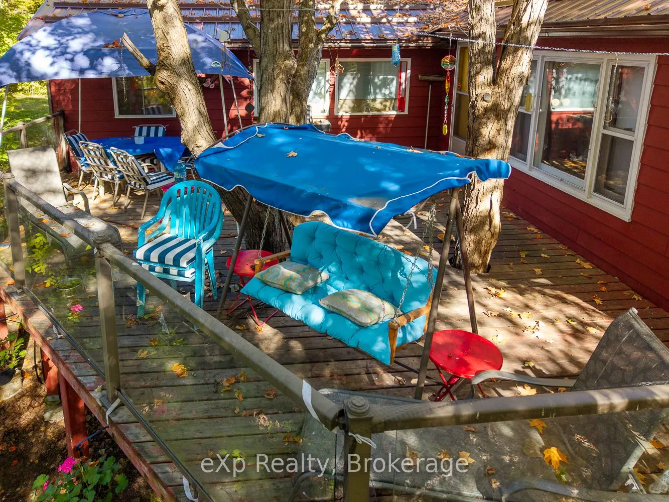 32 McKellar Lake Road