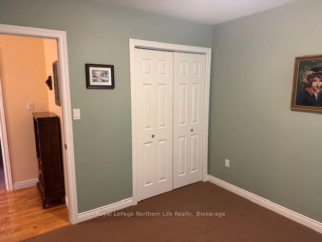 23 Villeneuve Court