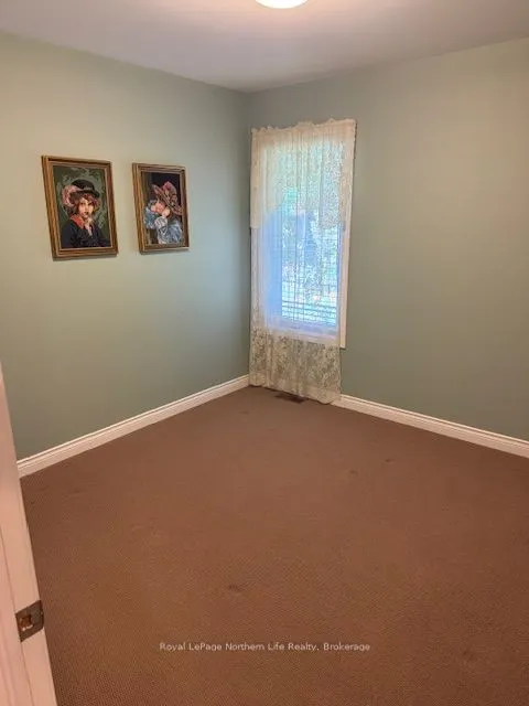 23 Villeneuve Court