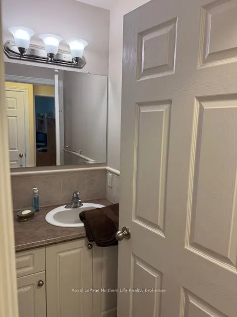 23 Villeneuve Court