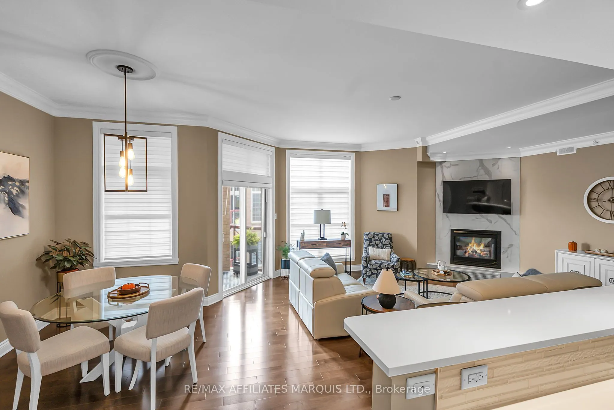 321 Water Street W, #403
