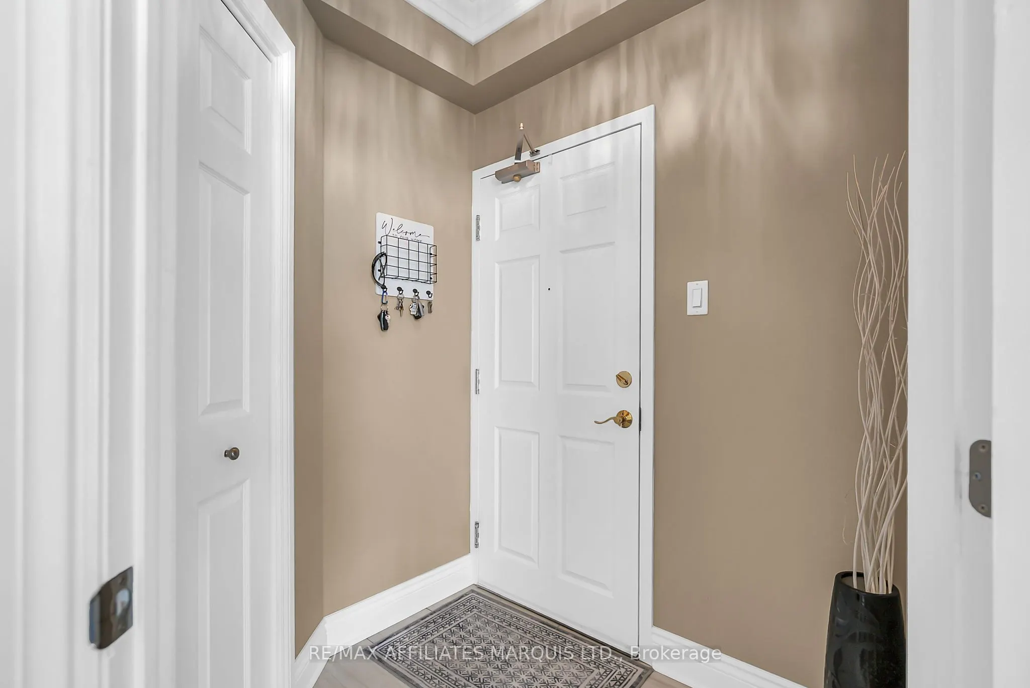 321 Water Street W, #403