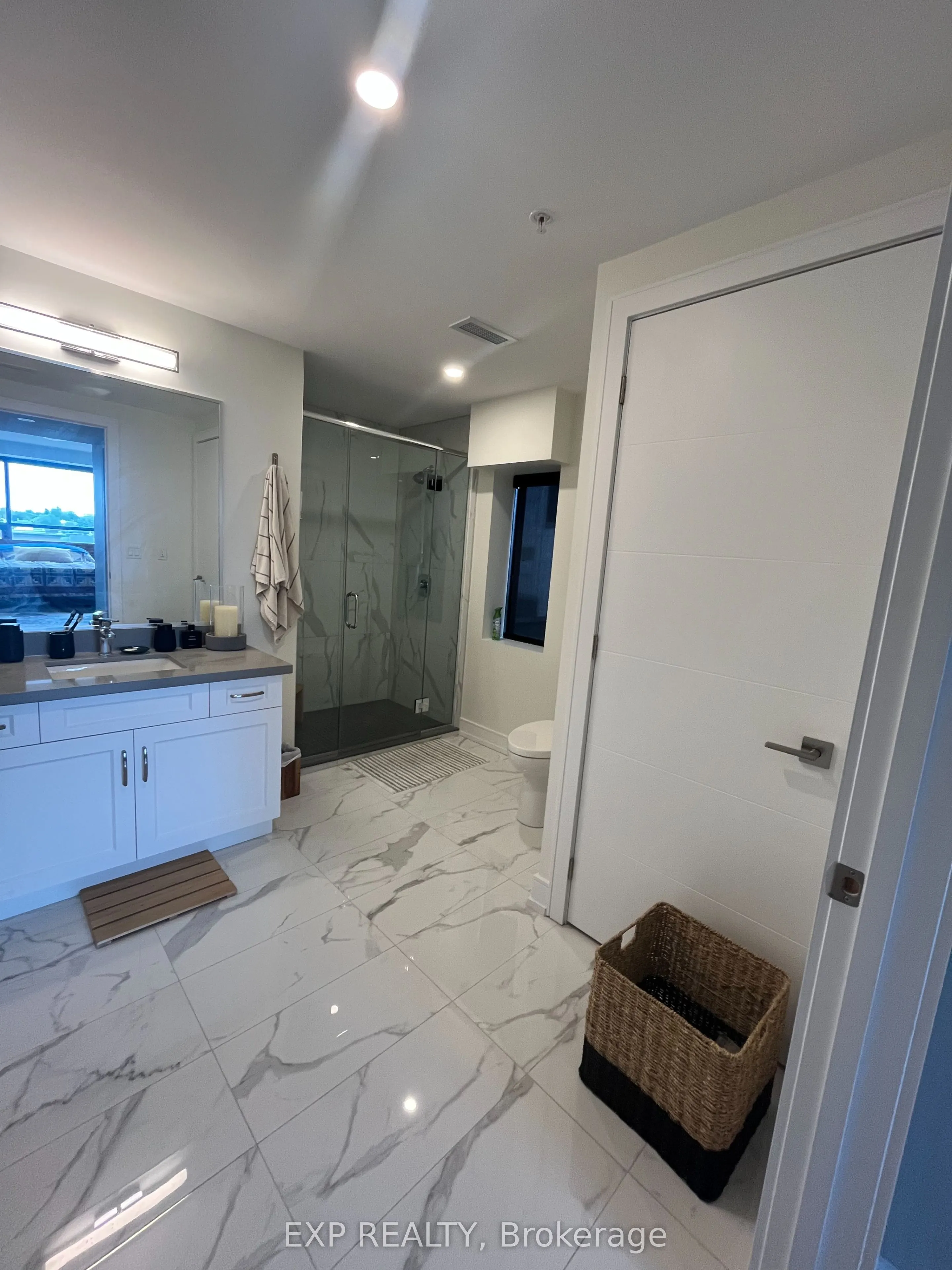 300G Fourth Avenue, #301