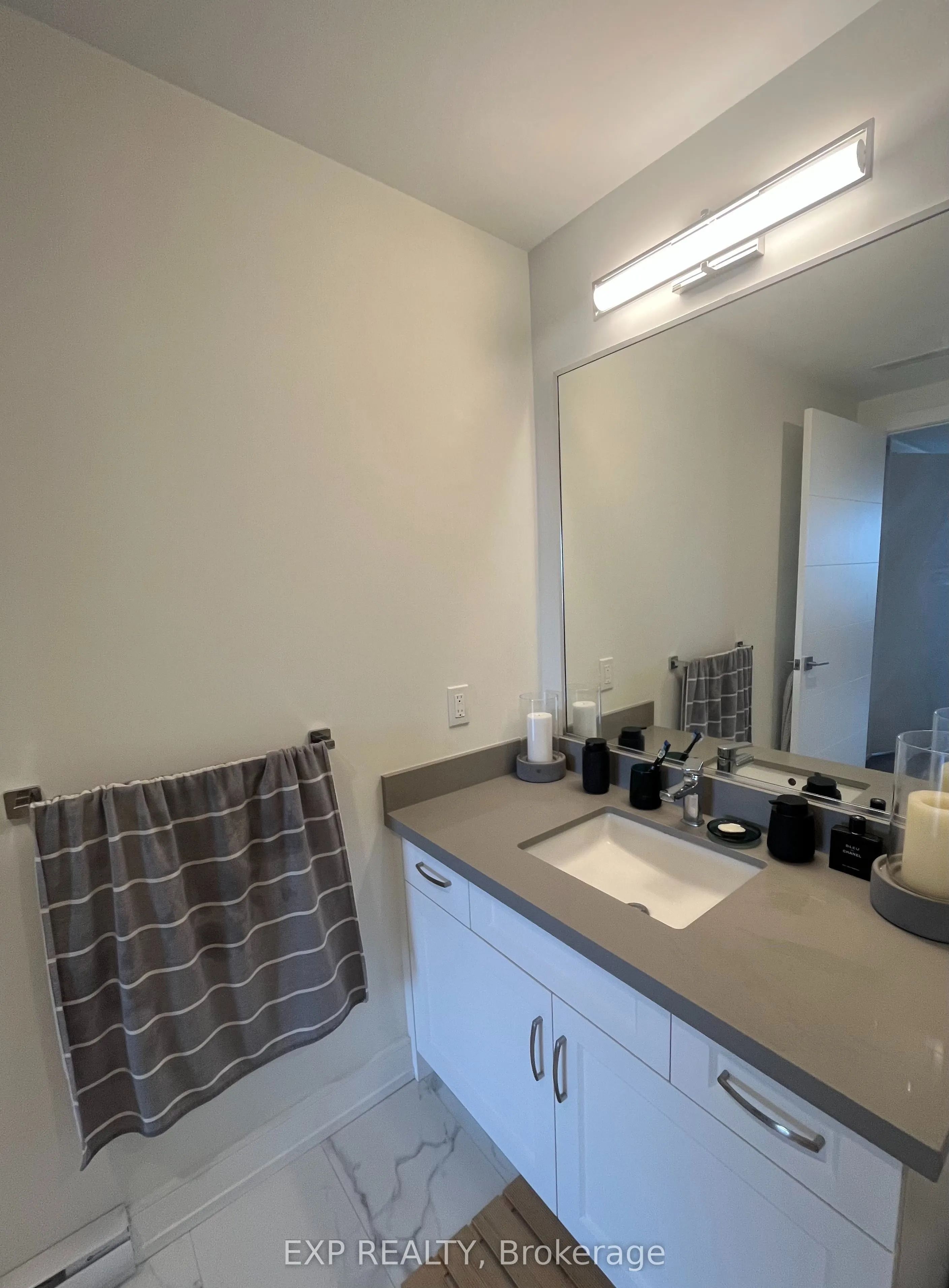 300G Fourth Avenue, #301