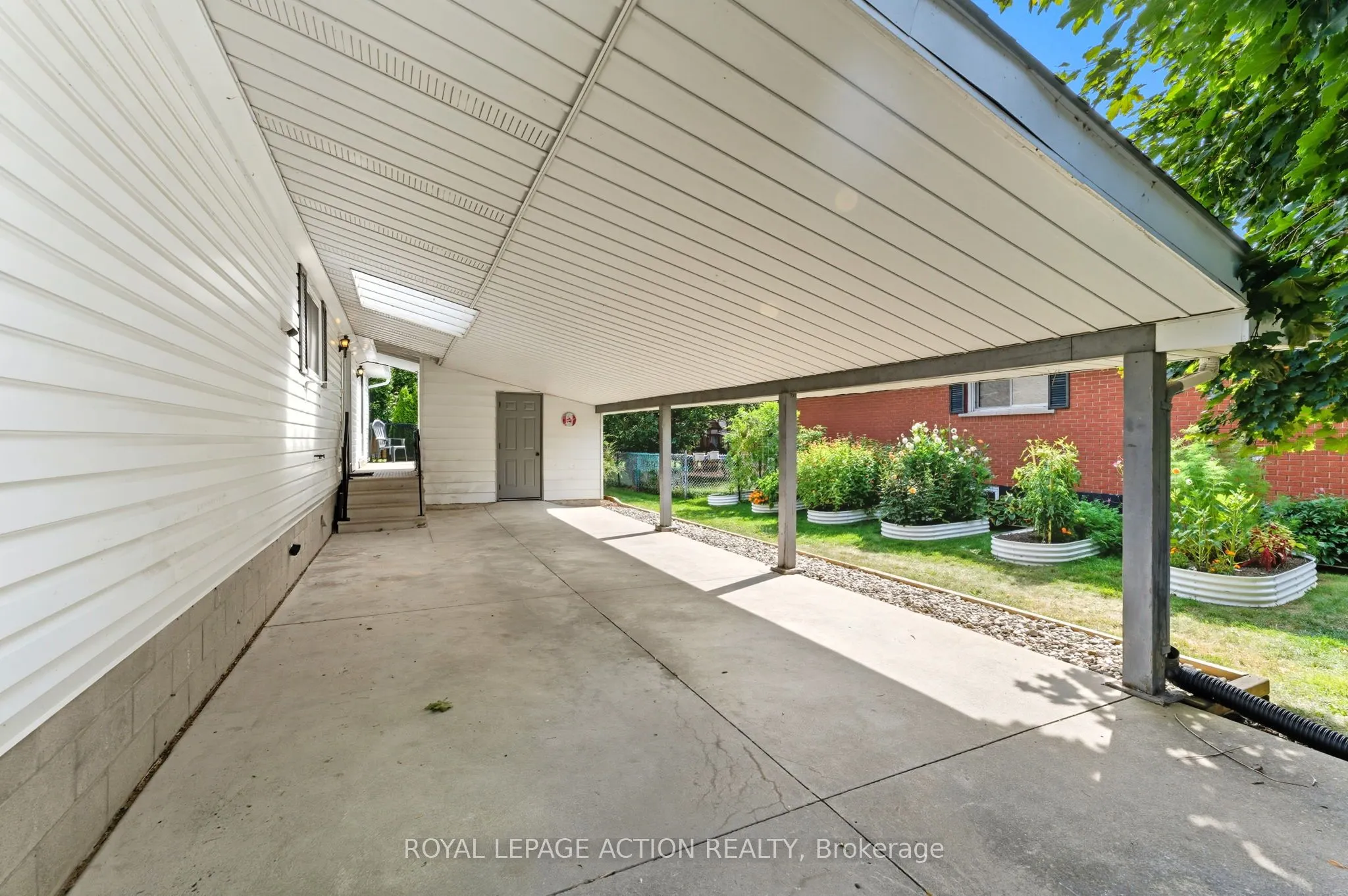 14 Jackson Heights