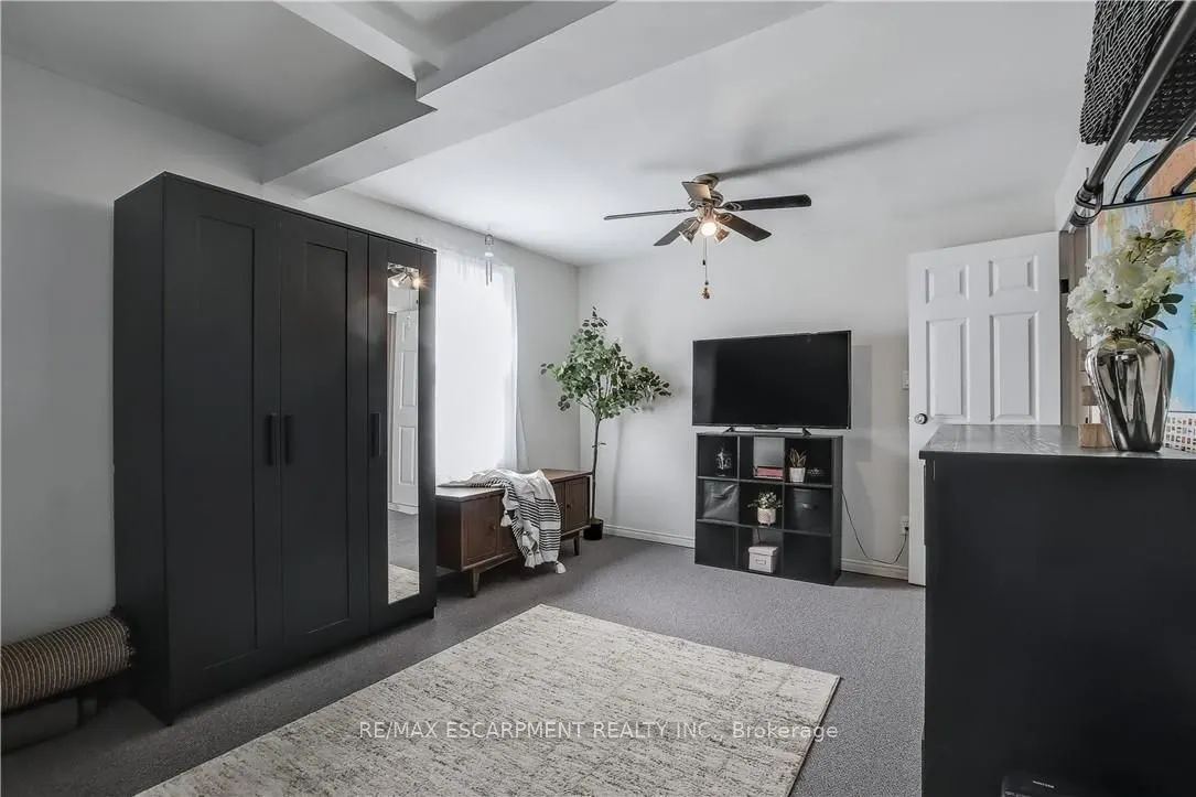 51 East 22nd Street