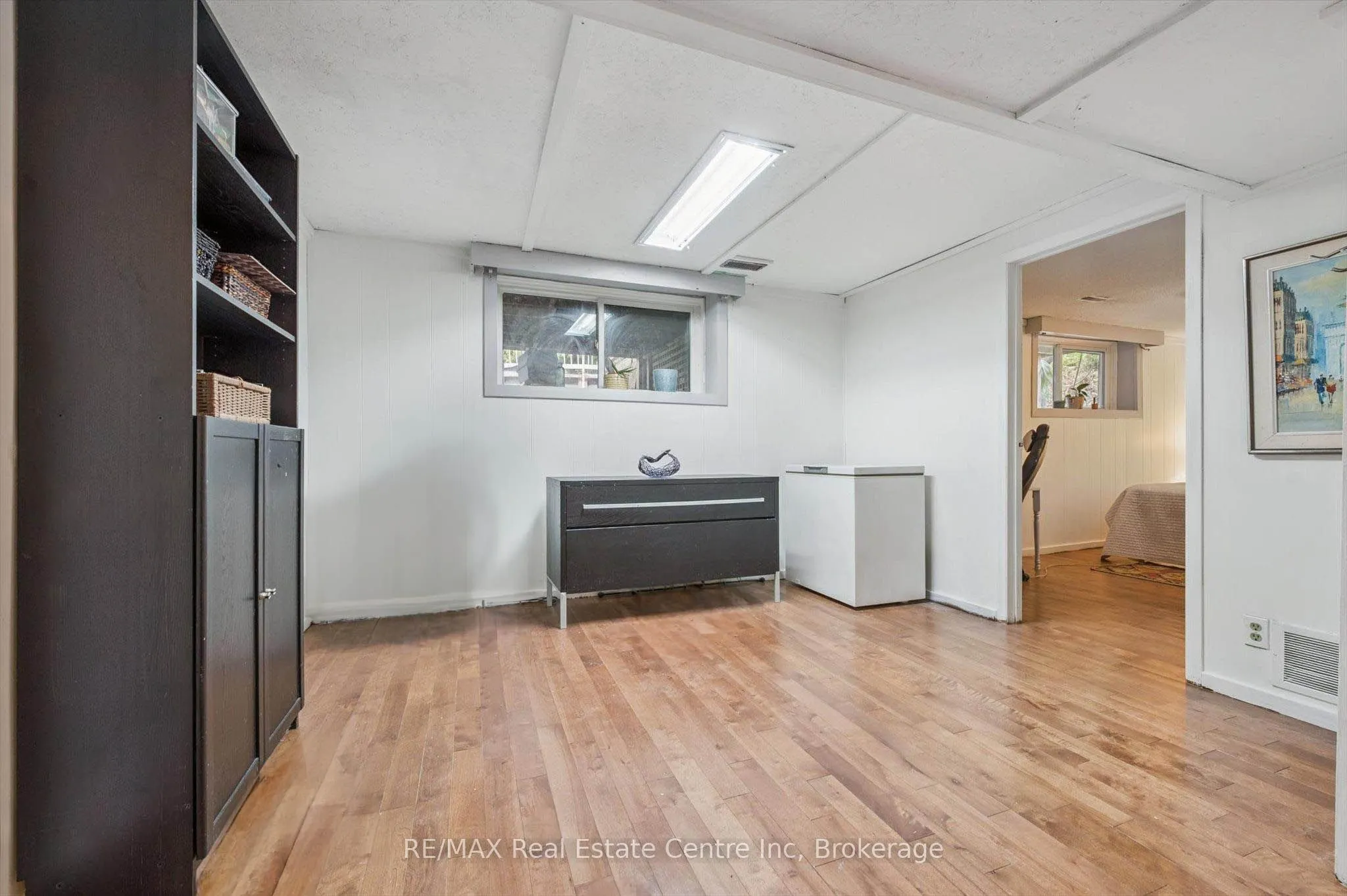 15 AVRA Court
