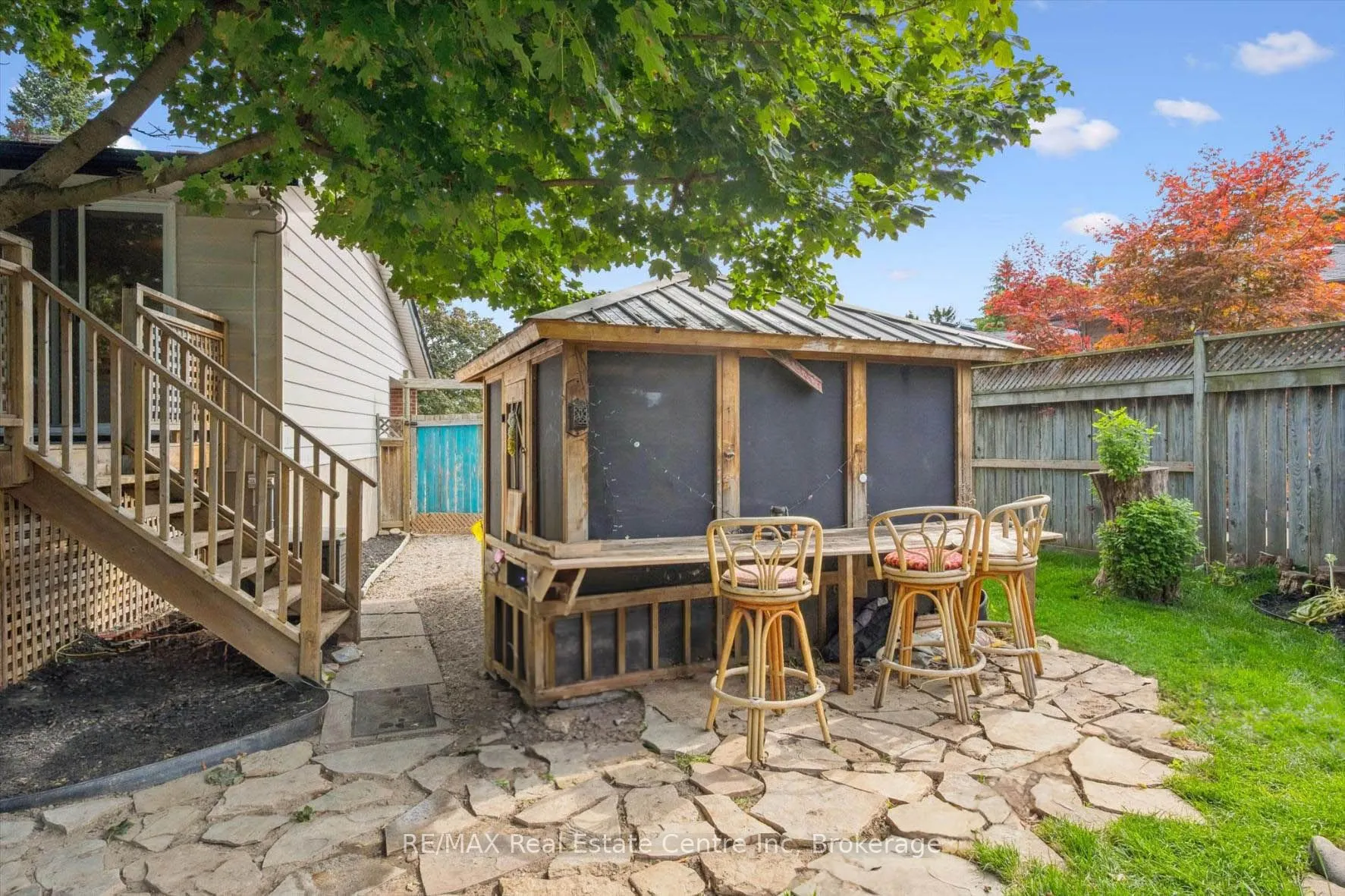 15 AVRA Court