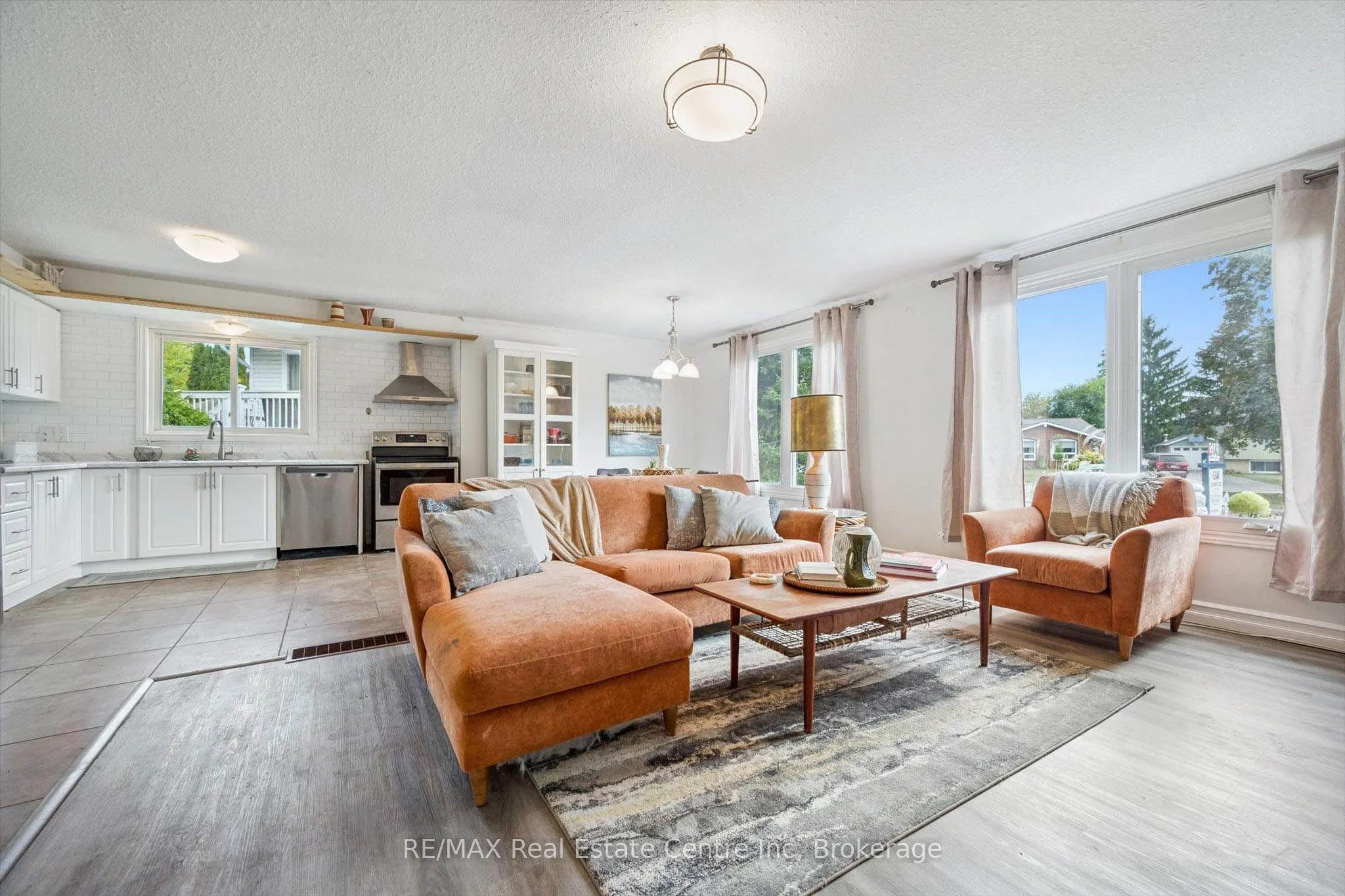 15 AVRA Court