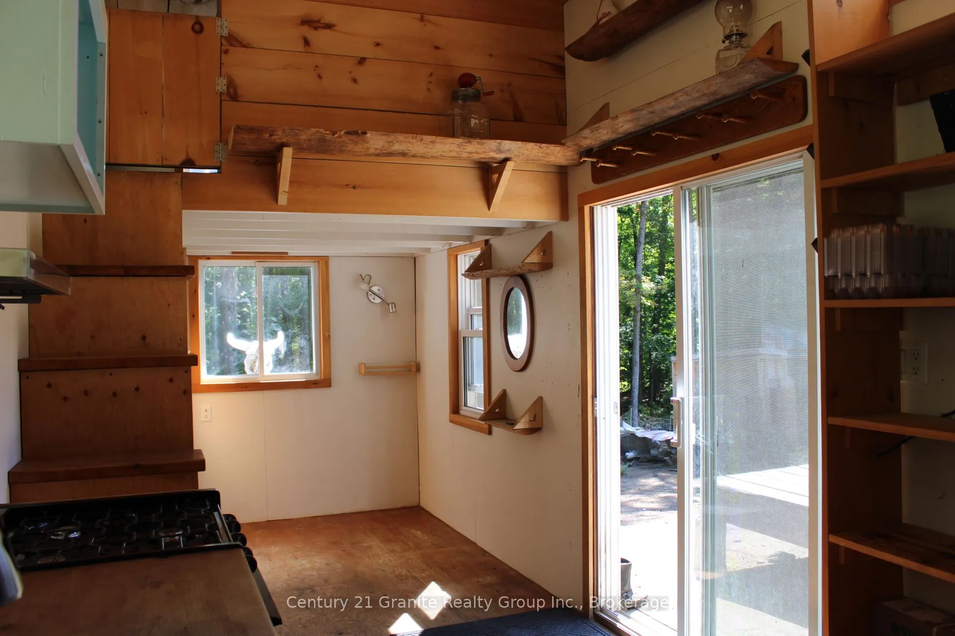1295 Binscarth Trail