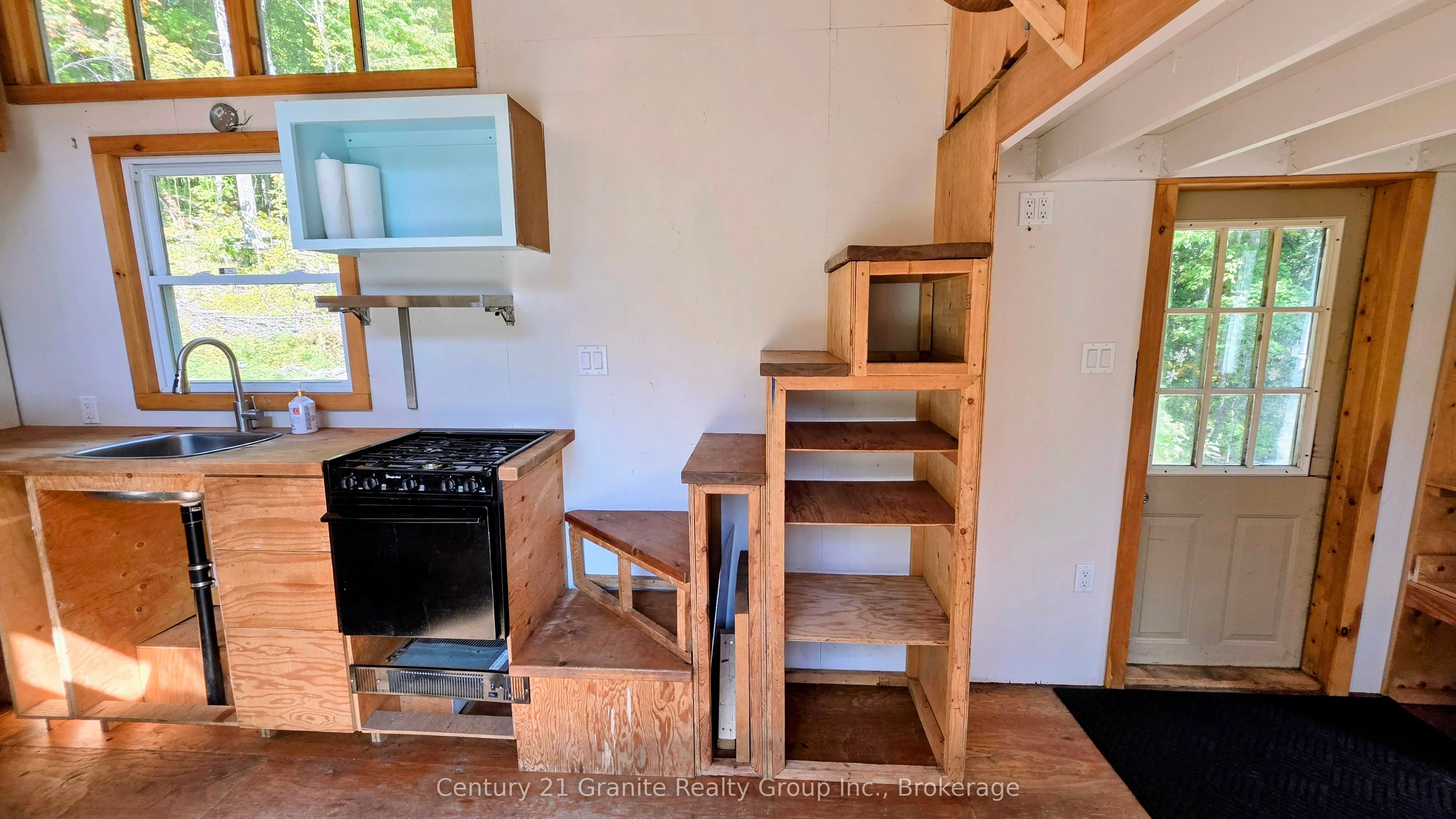 1295 Binscarth Trail