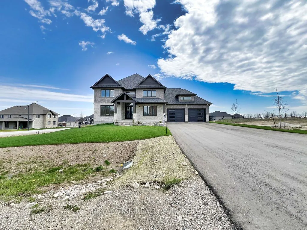 38 Charles Currie Crescent