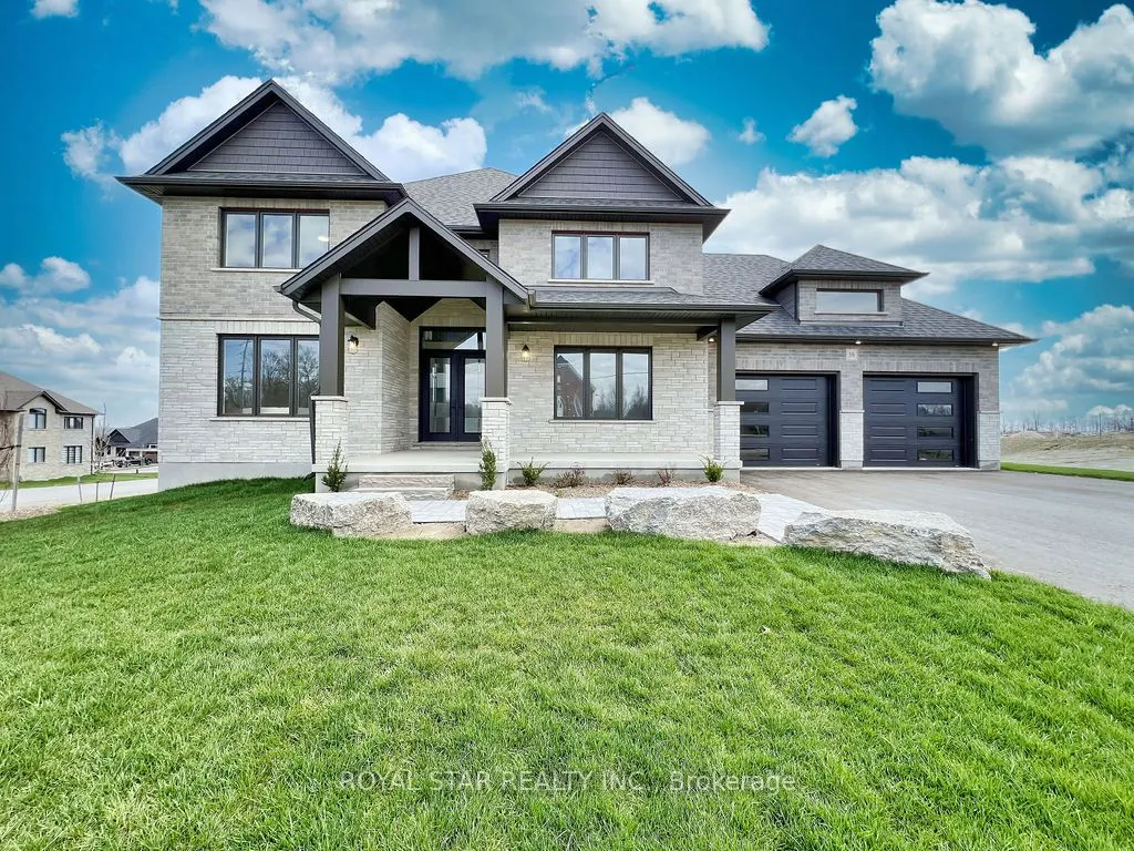 38 Charles Currie Crescent