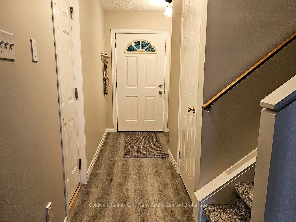 622 Wharncliffe Rd. South Road, #6