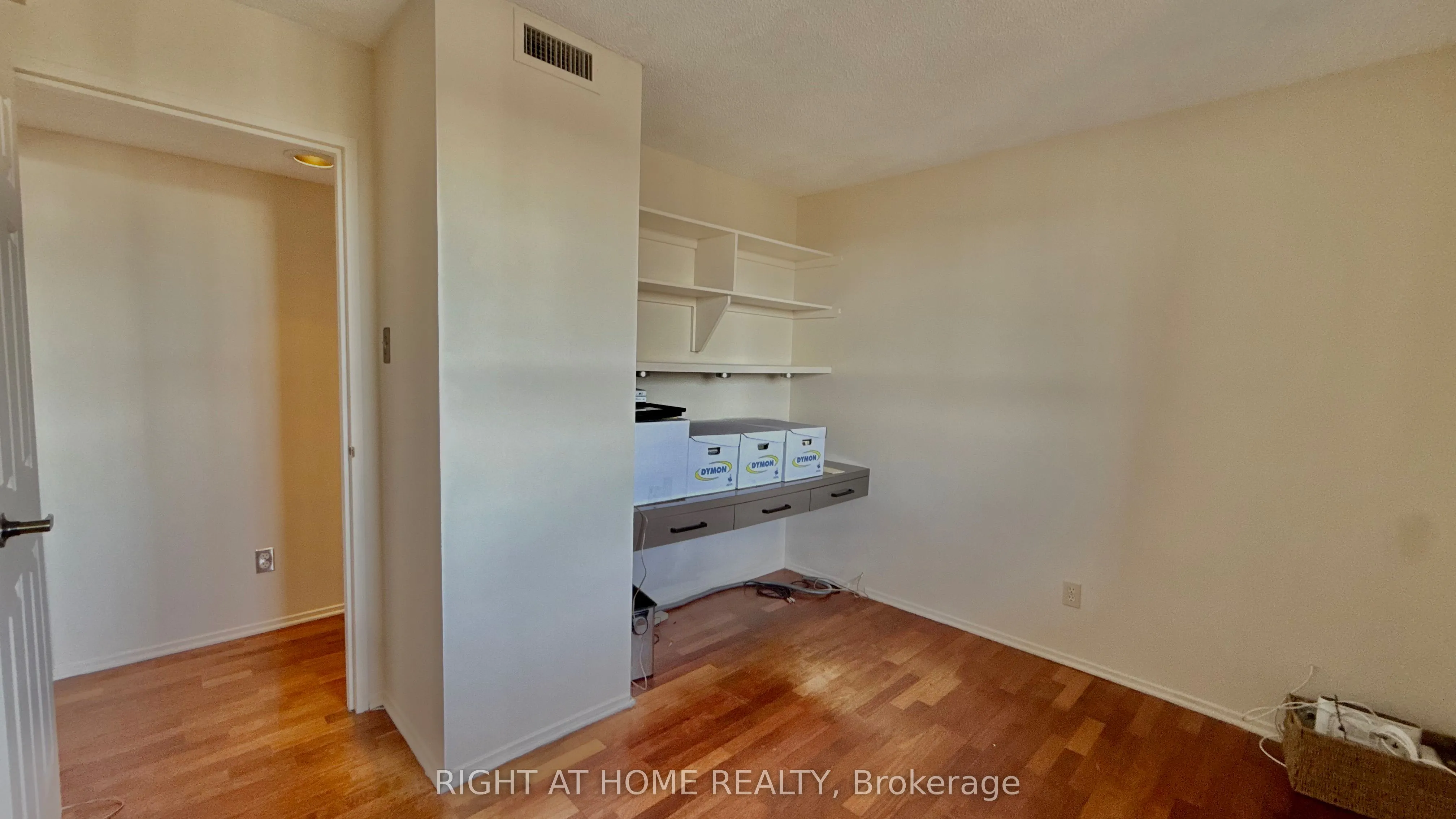 470 LAURIER Avenue W, #2005