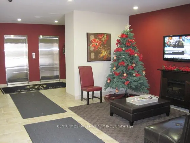 55 Yarmouth Street, #404