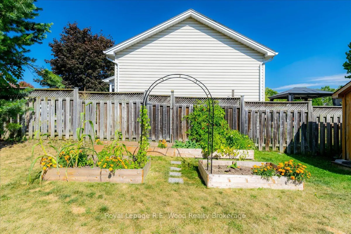 6 Owen Street