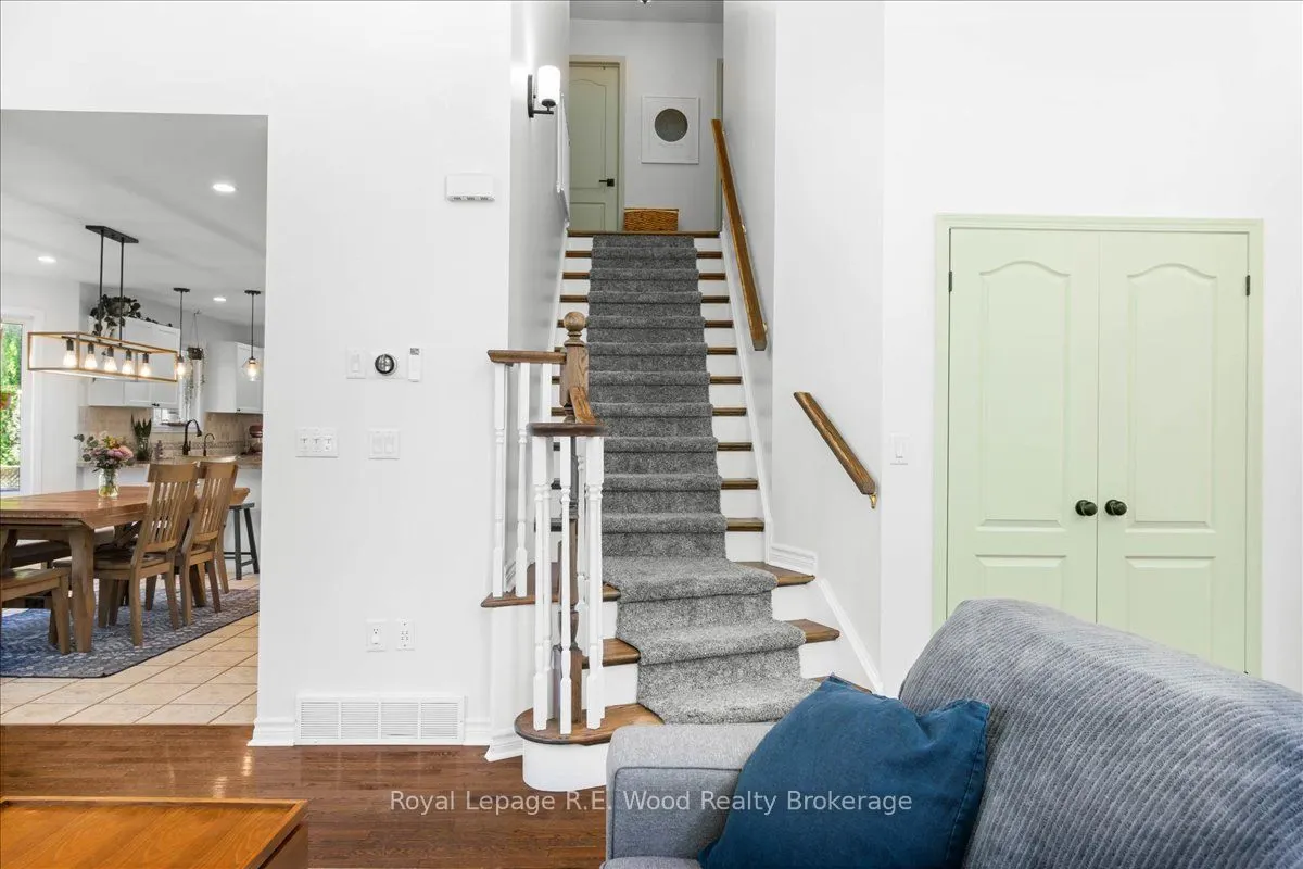 6 Owen Street