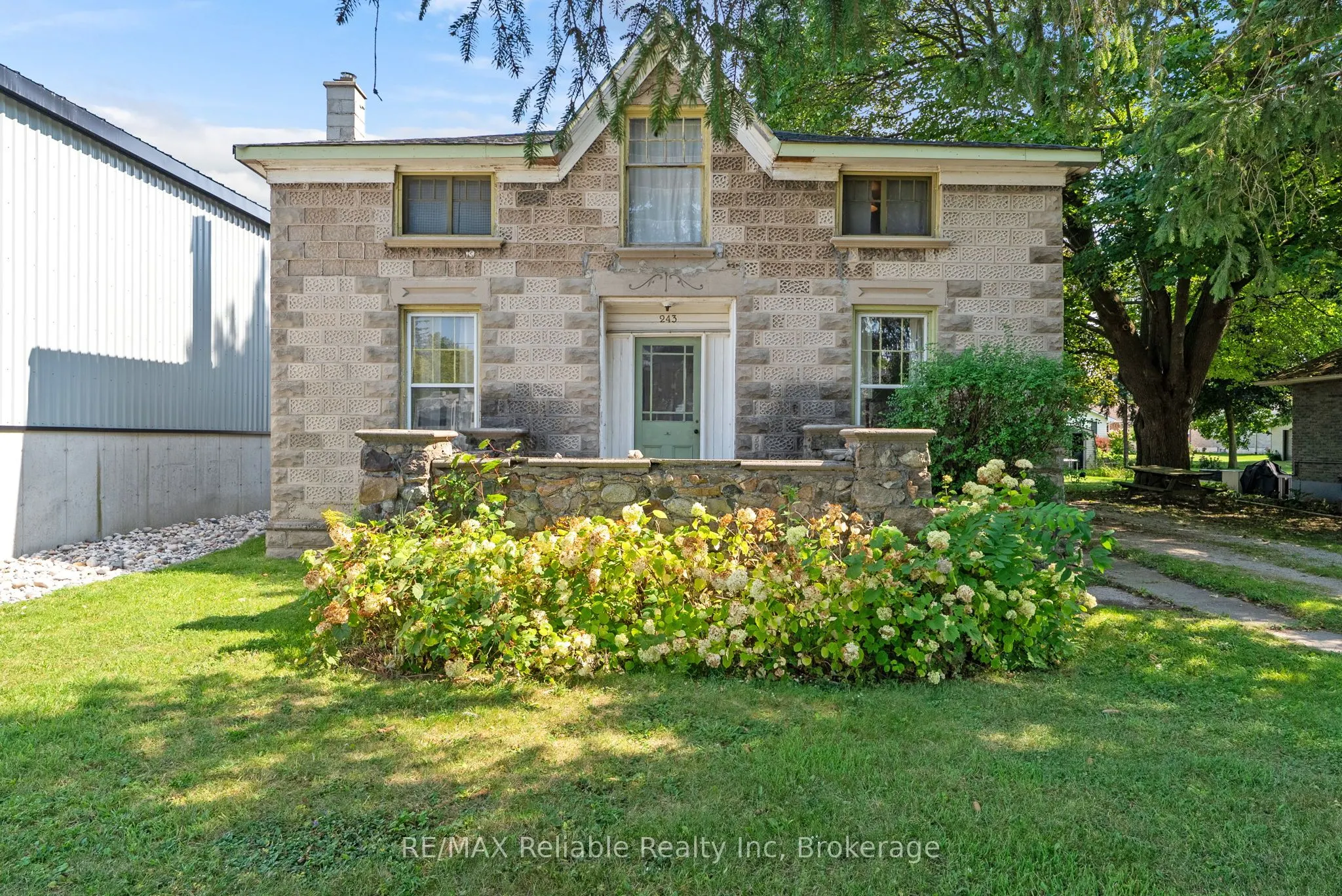 243 Albert Street