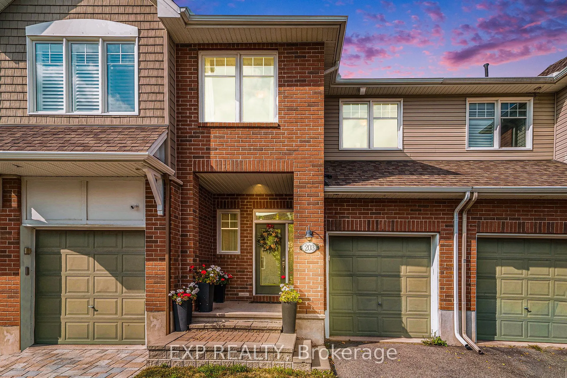 203 Brambling Way