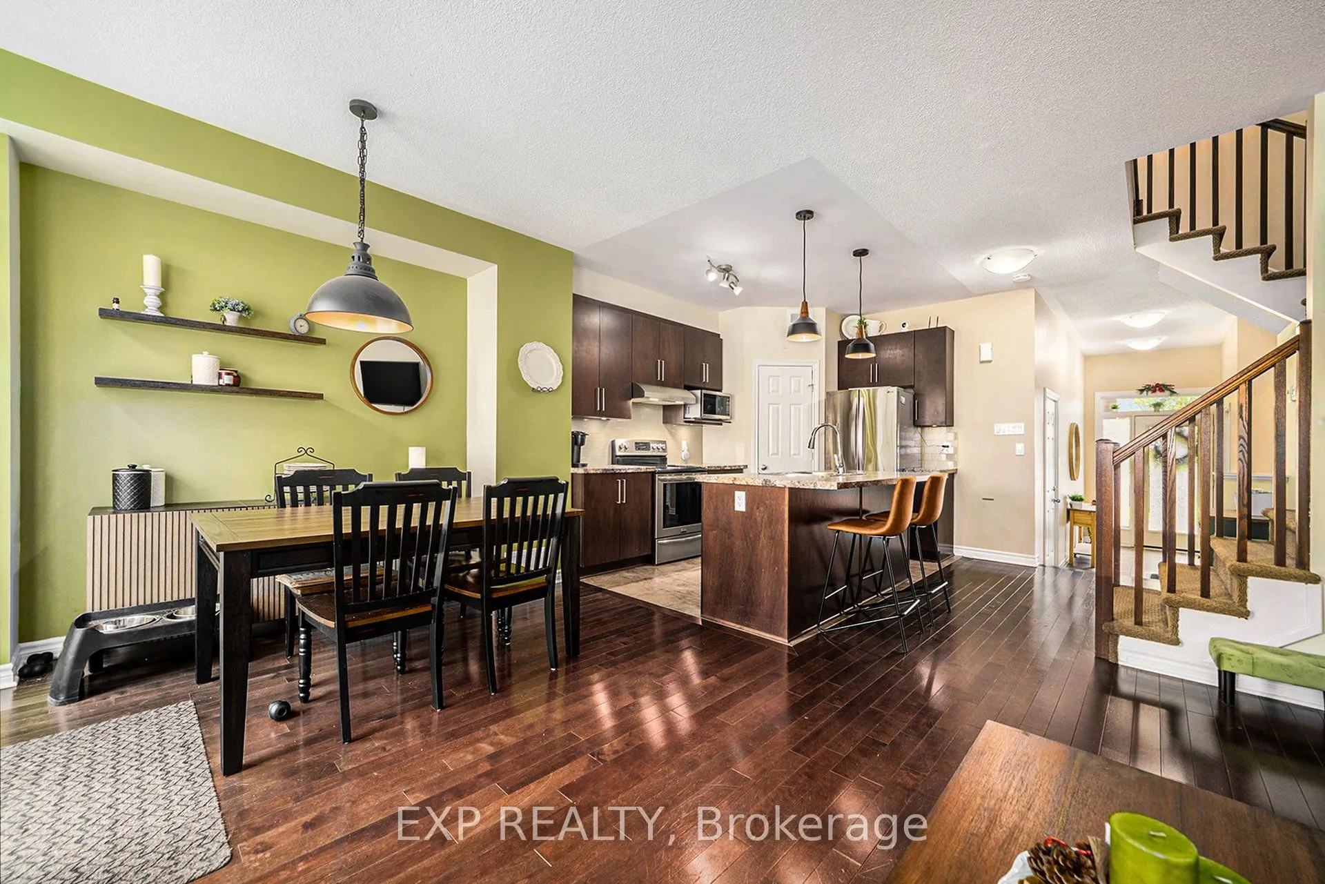 203 Brambling Way