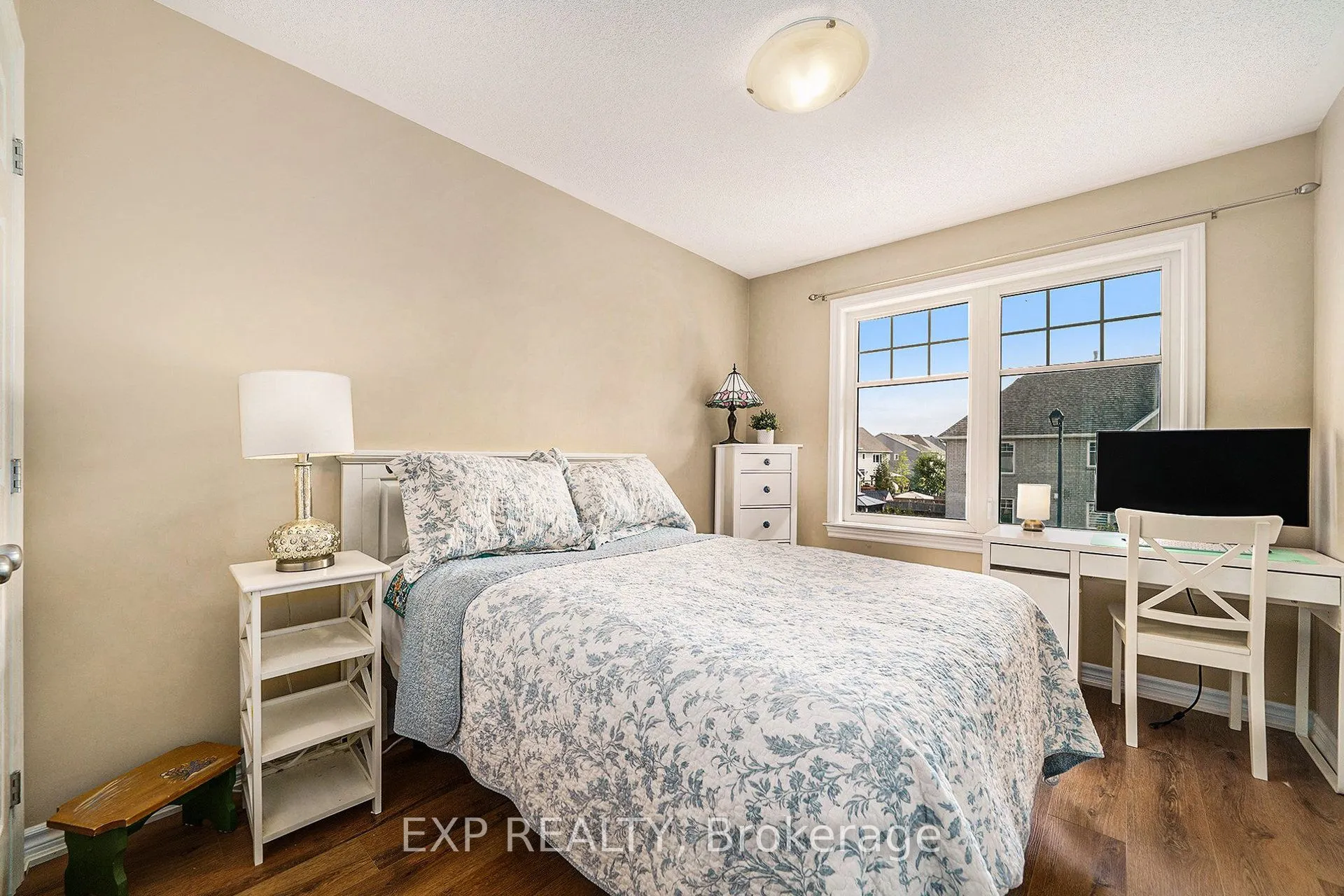 203 Brambling Way