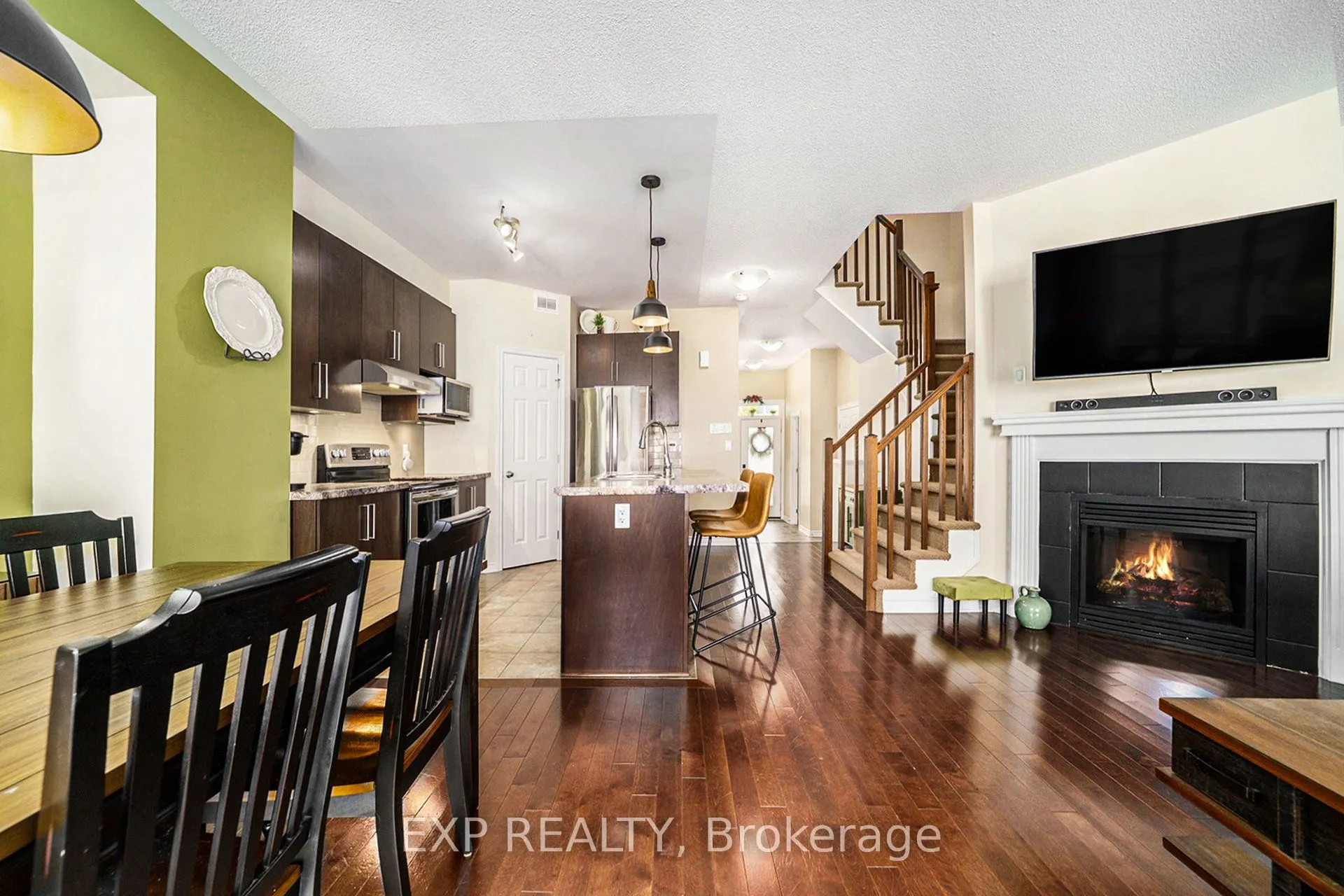 203 Brambling Way