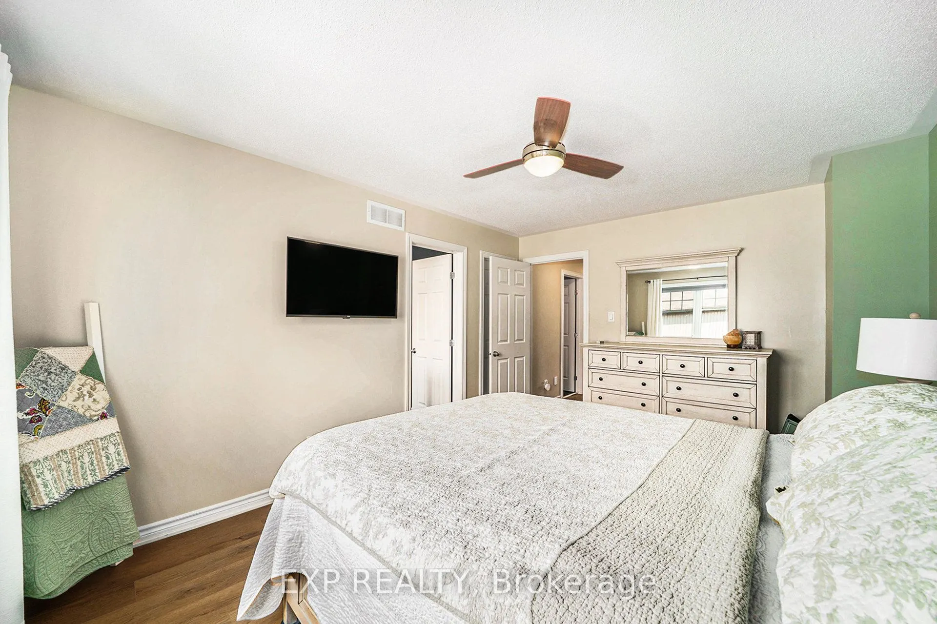 203 Brambling Way