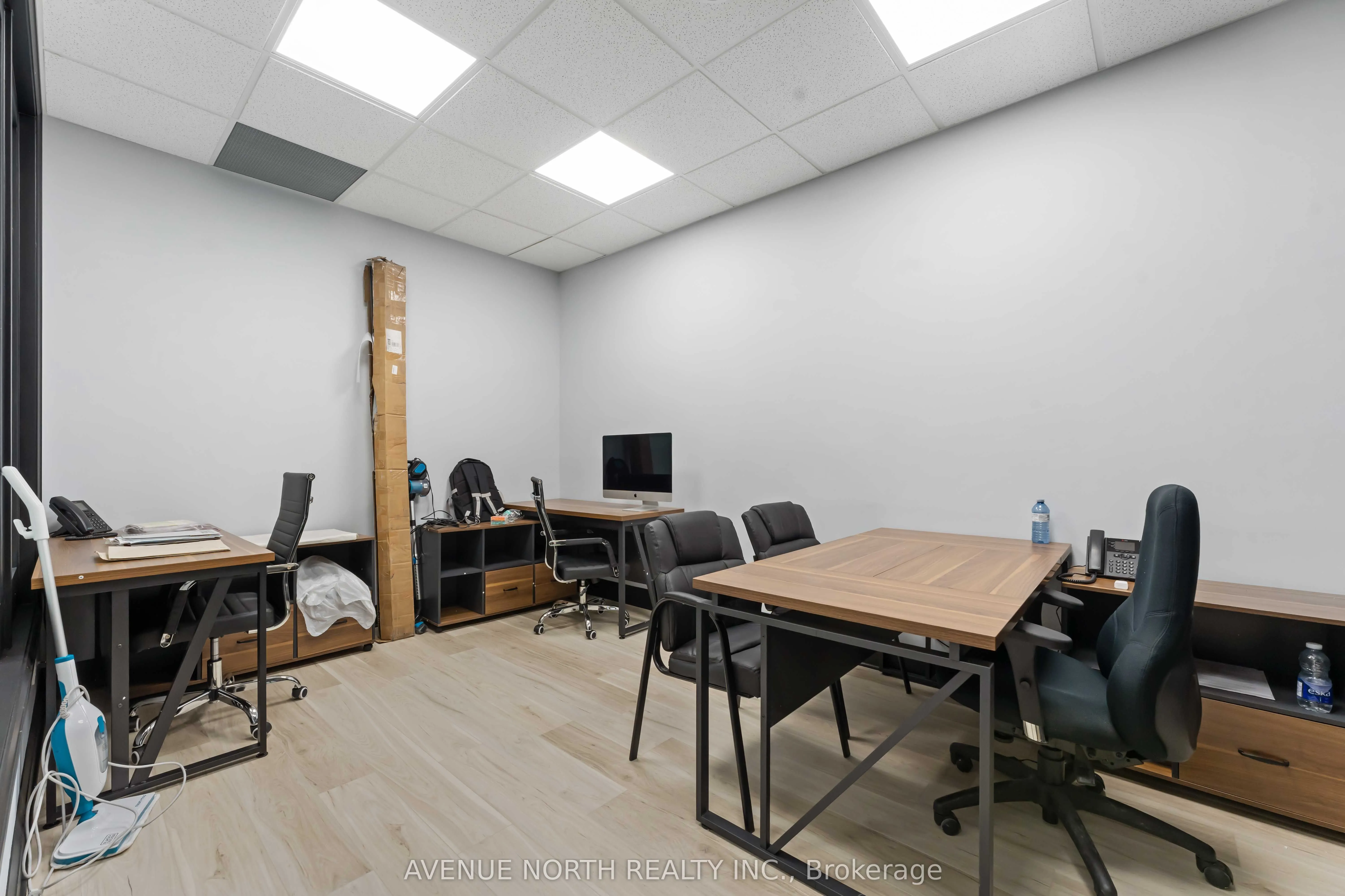 2285 St. Laurent Boulevard