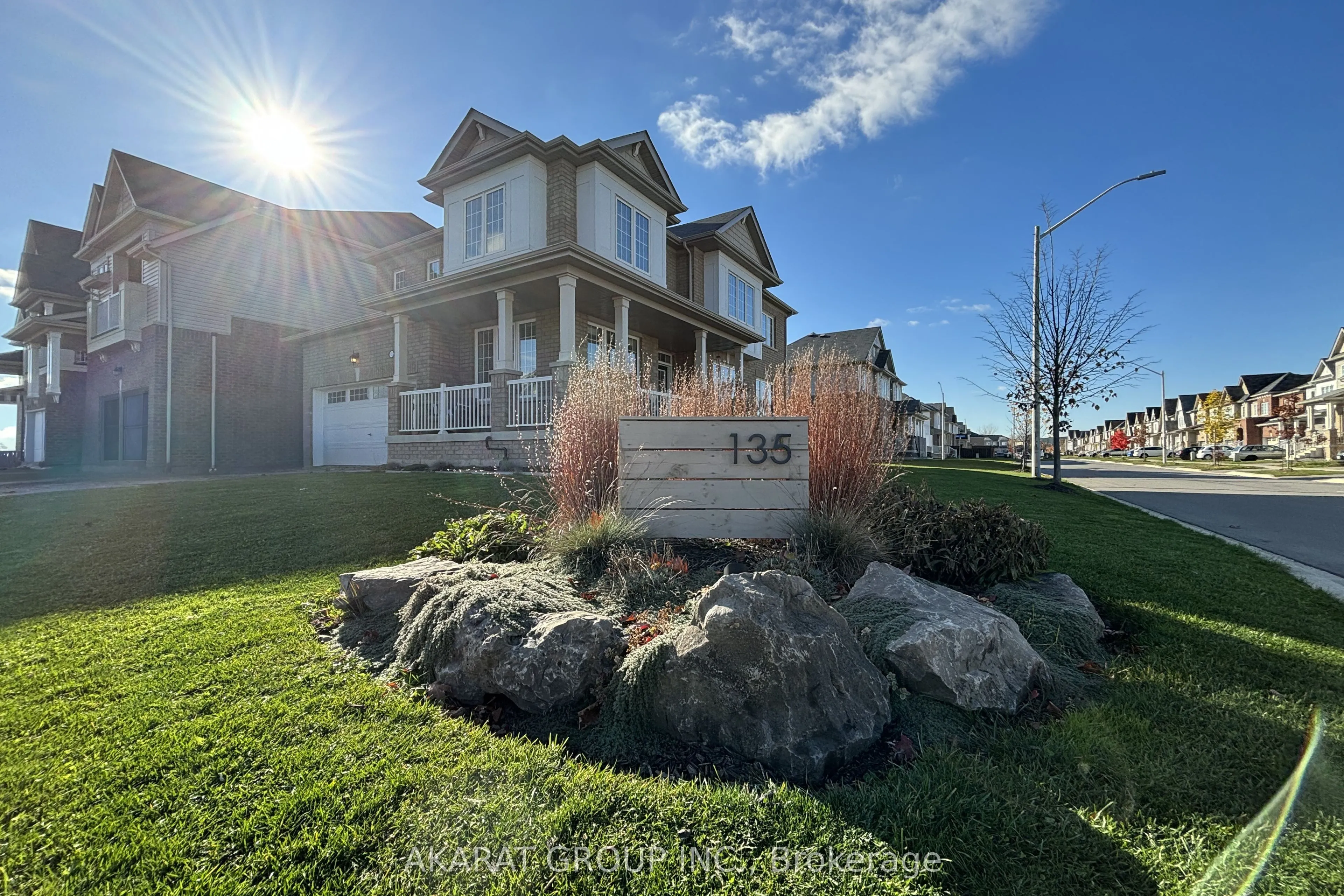 135 Esther Crescent